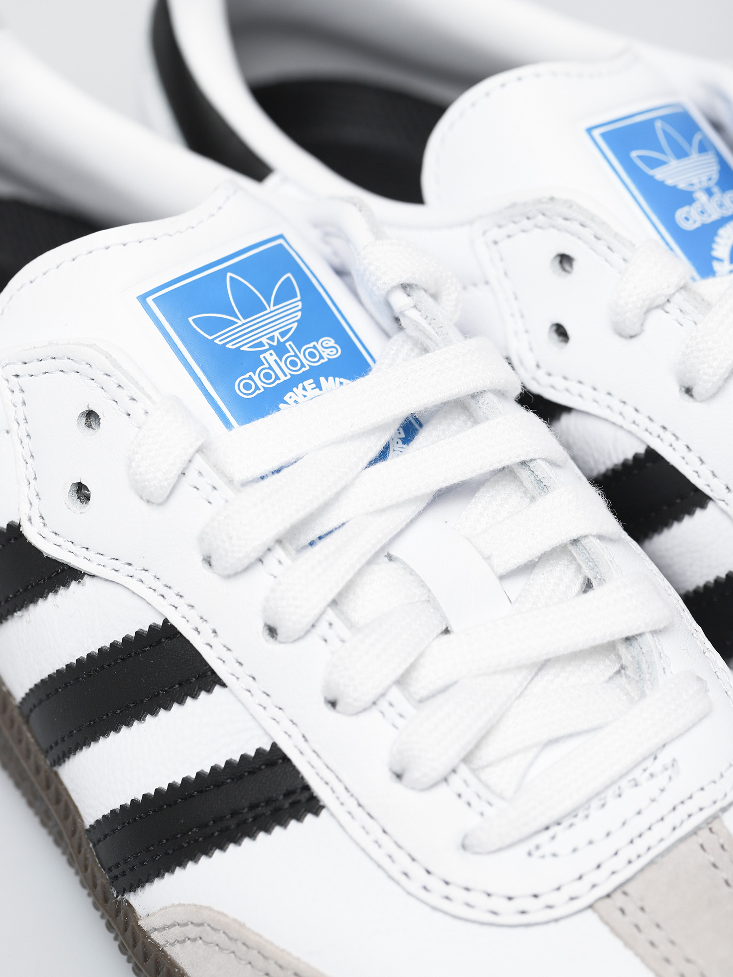 Topánky adidas Samba ADV (ftwwht/cblack/gum5)