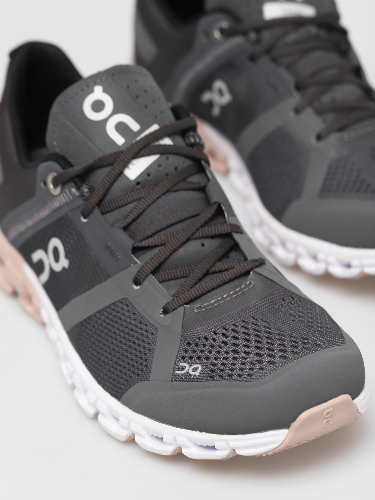 Bežecká obuv On Running Buty Cloudflow Wmn (rock/rose)