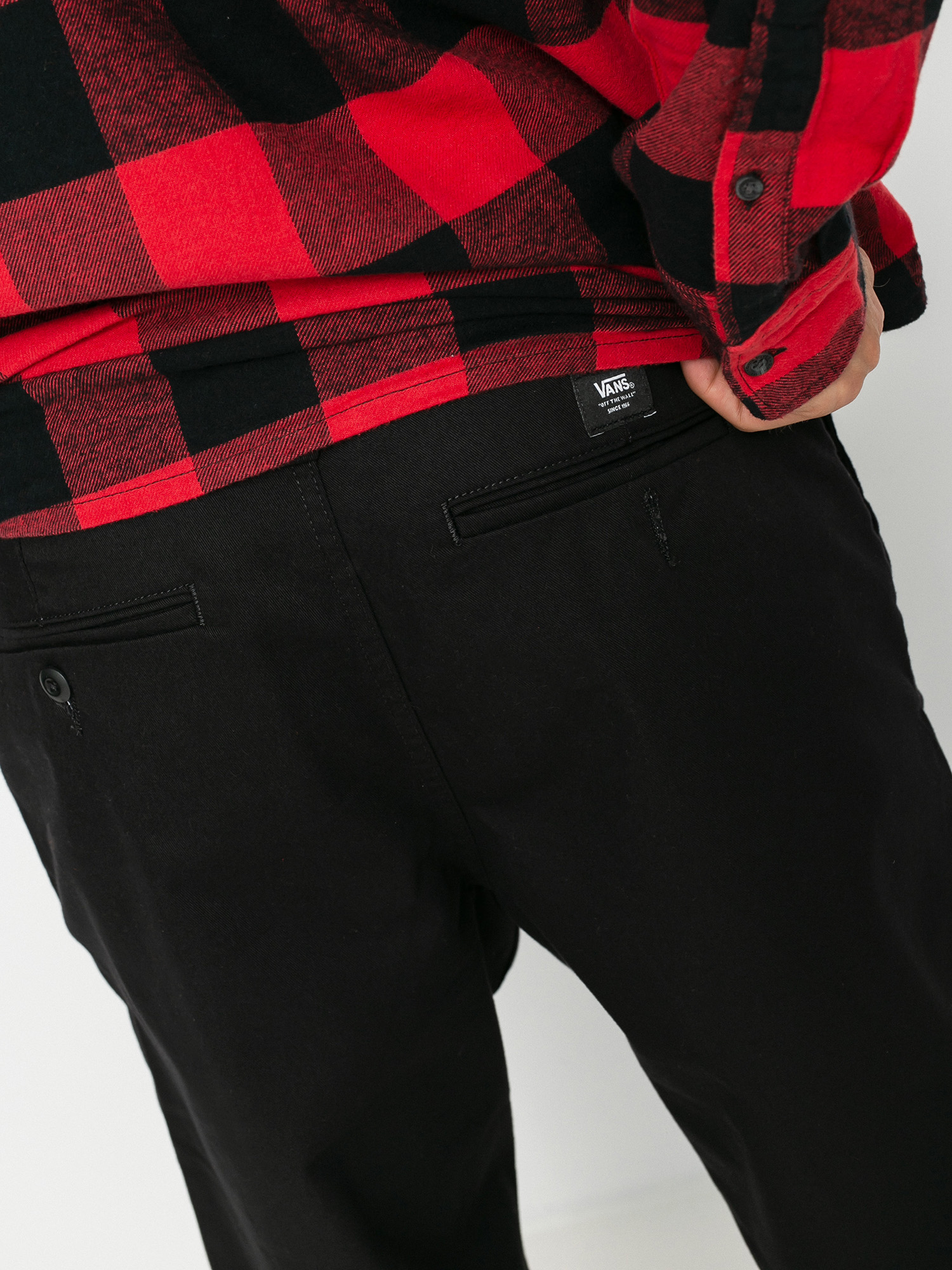 Nohavice Vans Authentic Chino Loose (black)