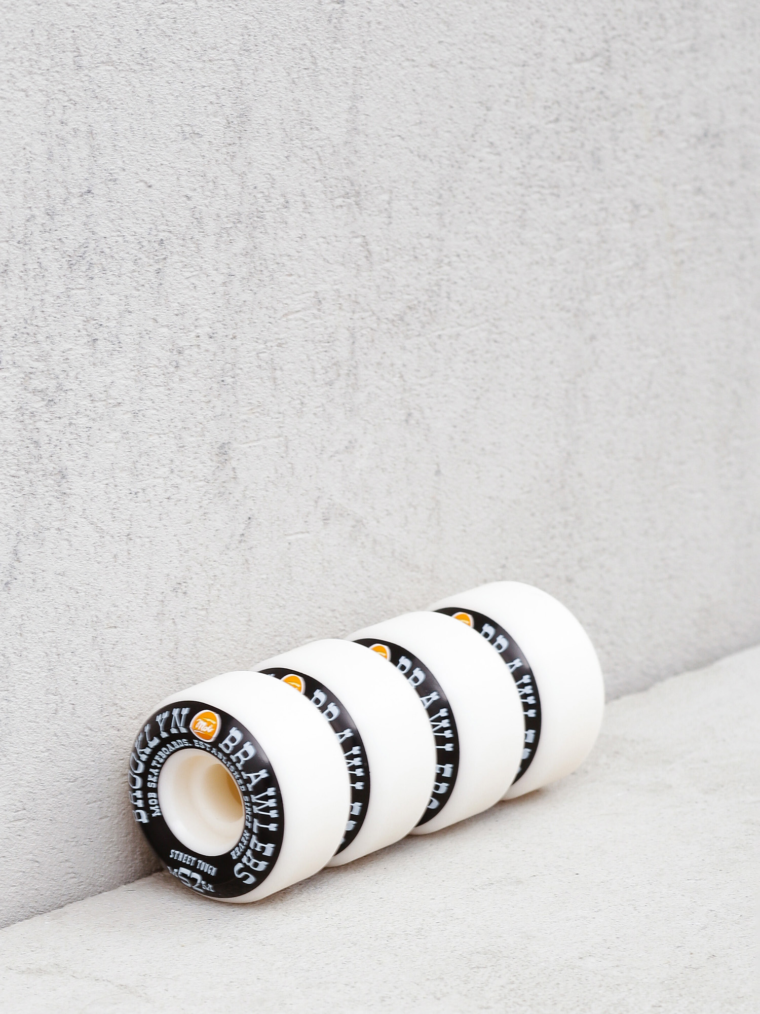 Kolieska Mob Skateboards Brooklyn Brawlers (white/black/orange)