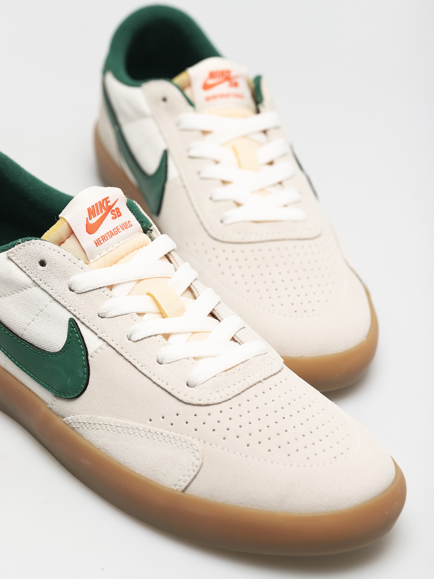 Topánky Nike SB Heritage Vulc (sail/gorge green sail safety orange)