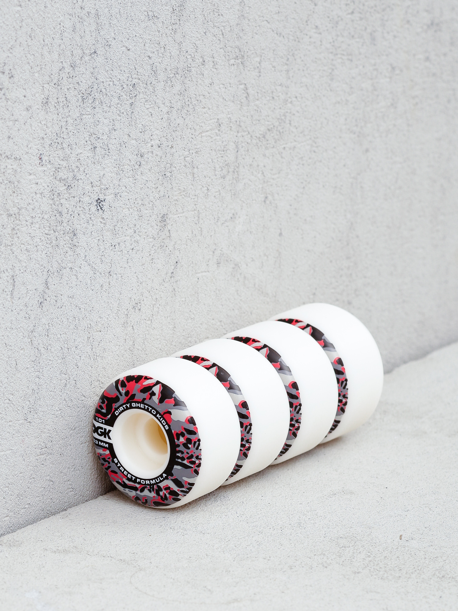 Kolieska DGK Ruckus (white/camo)