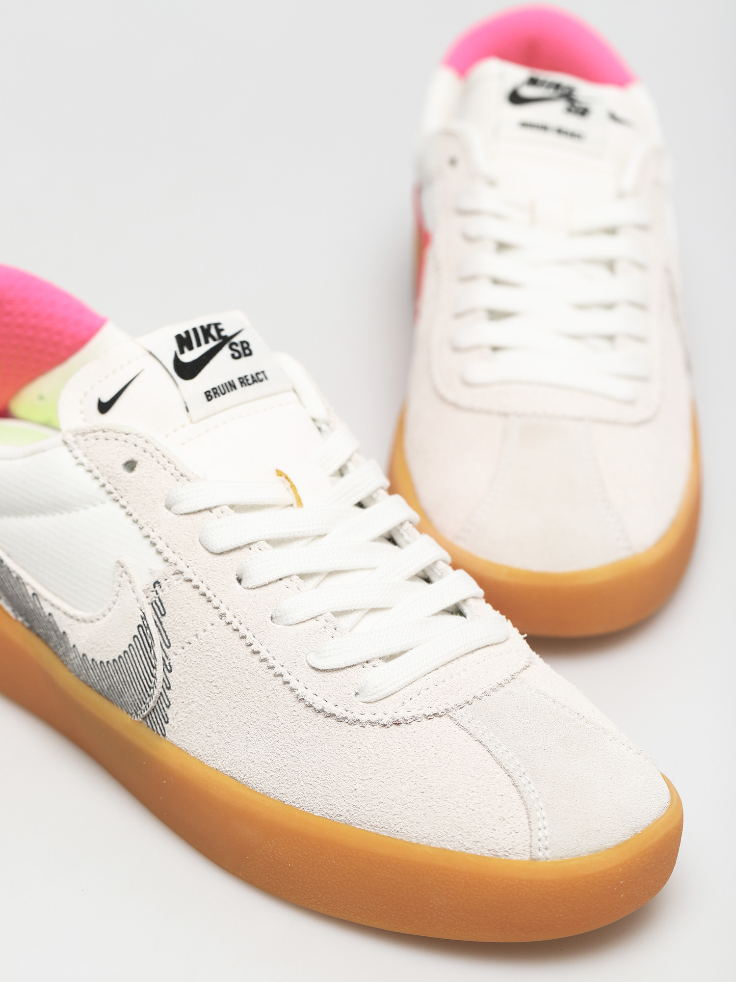 Topánky Nike SB Bruin React T (summit white/black bright crimson)