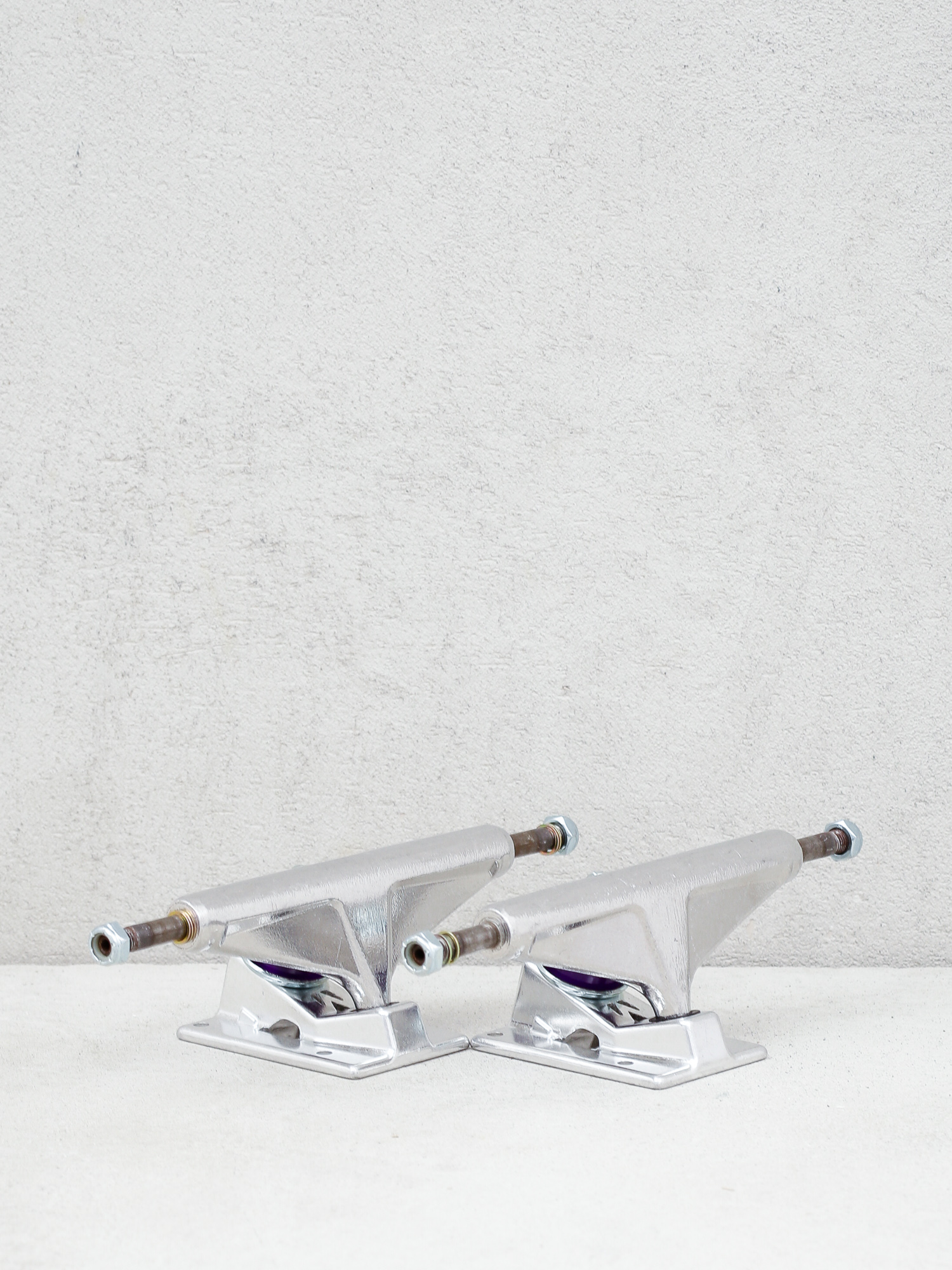 Trucky Venture Polished V Hollows (all polished/w purple)