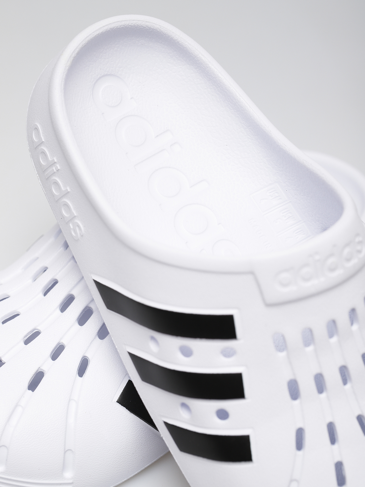 Šľapky adidas Originals Adilette Clog (ftwwht/cblack/ftwwht)