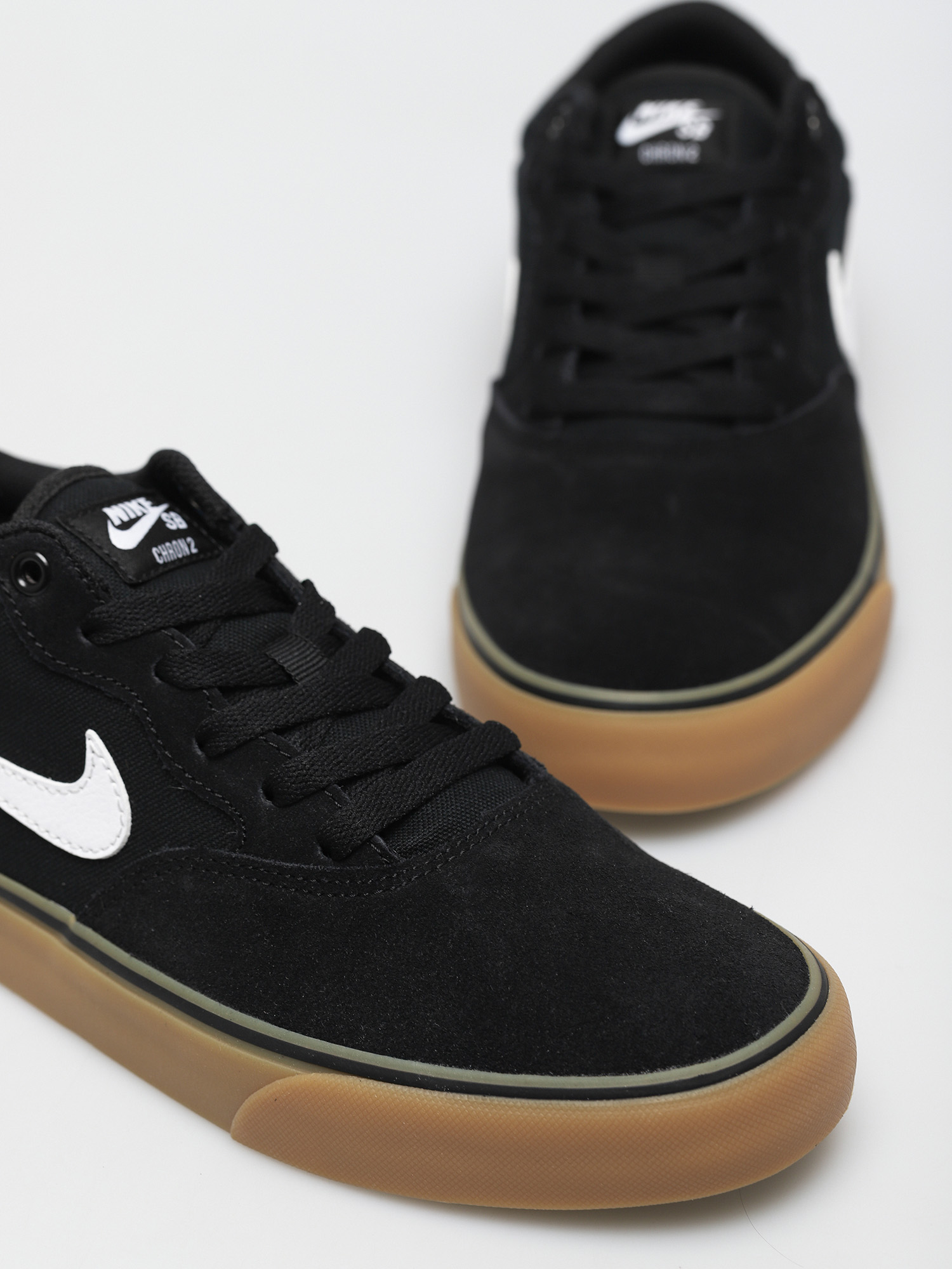 Topánky Nike SB Chron 2 (black/white black gum light brown)