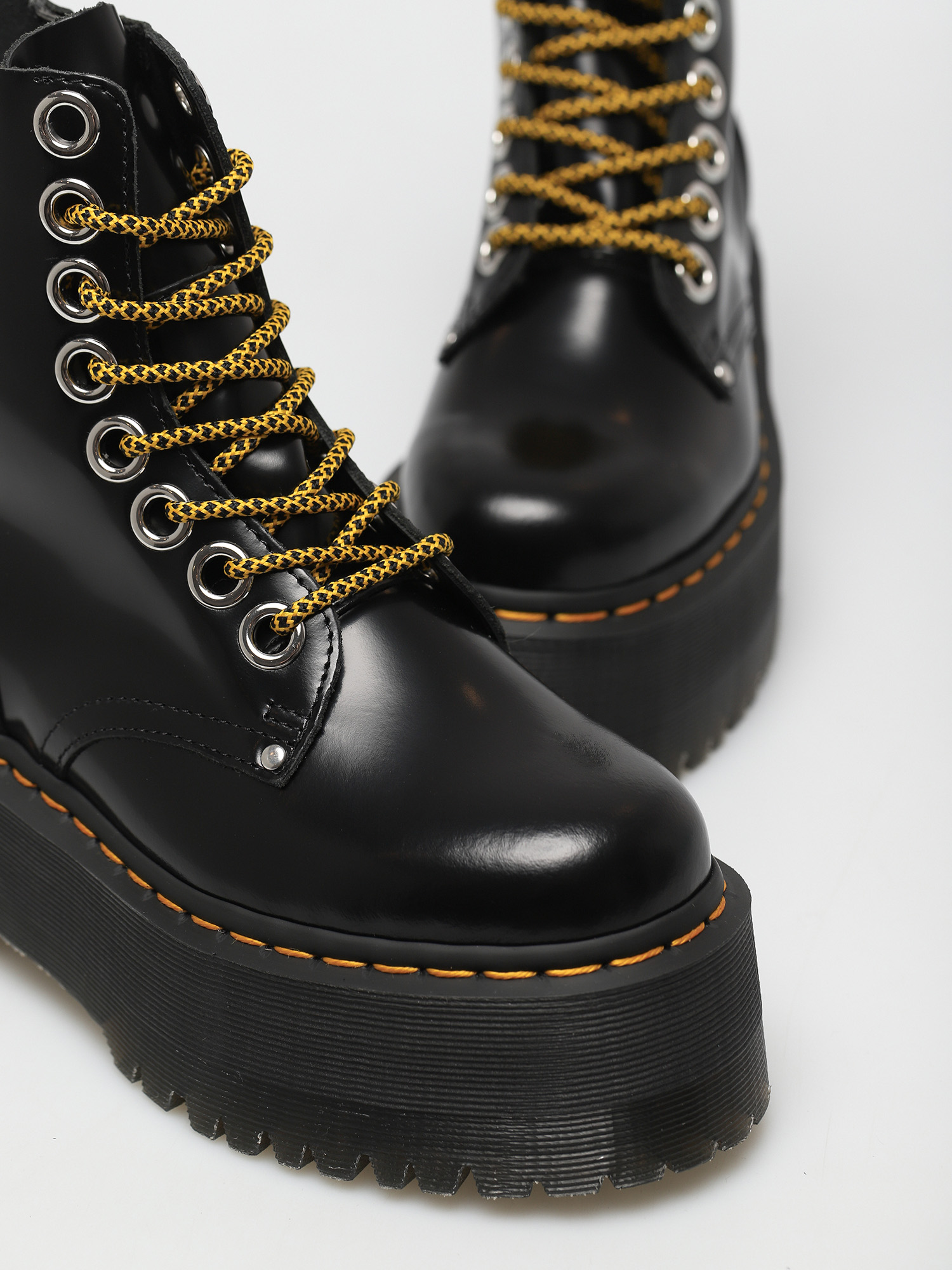 Topánky Dr. Martens Jadon Max Wmn (buttero black)