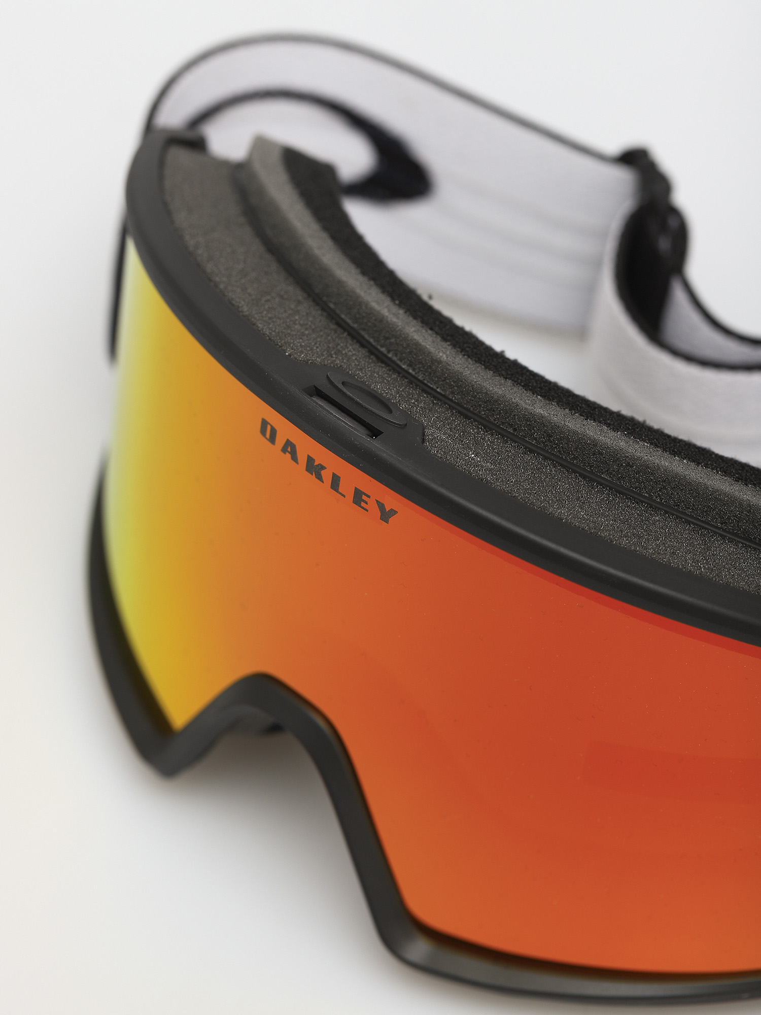 Snowboardové okuliare Oakley Target Line L (matte black/fire iridium)
