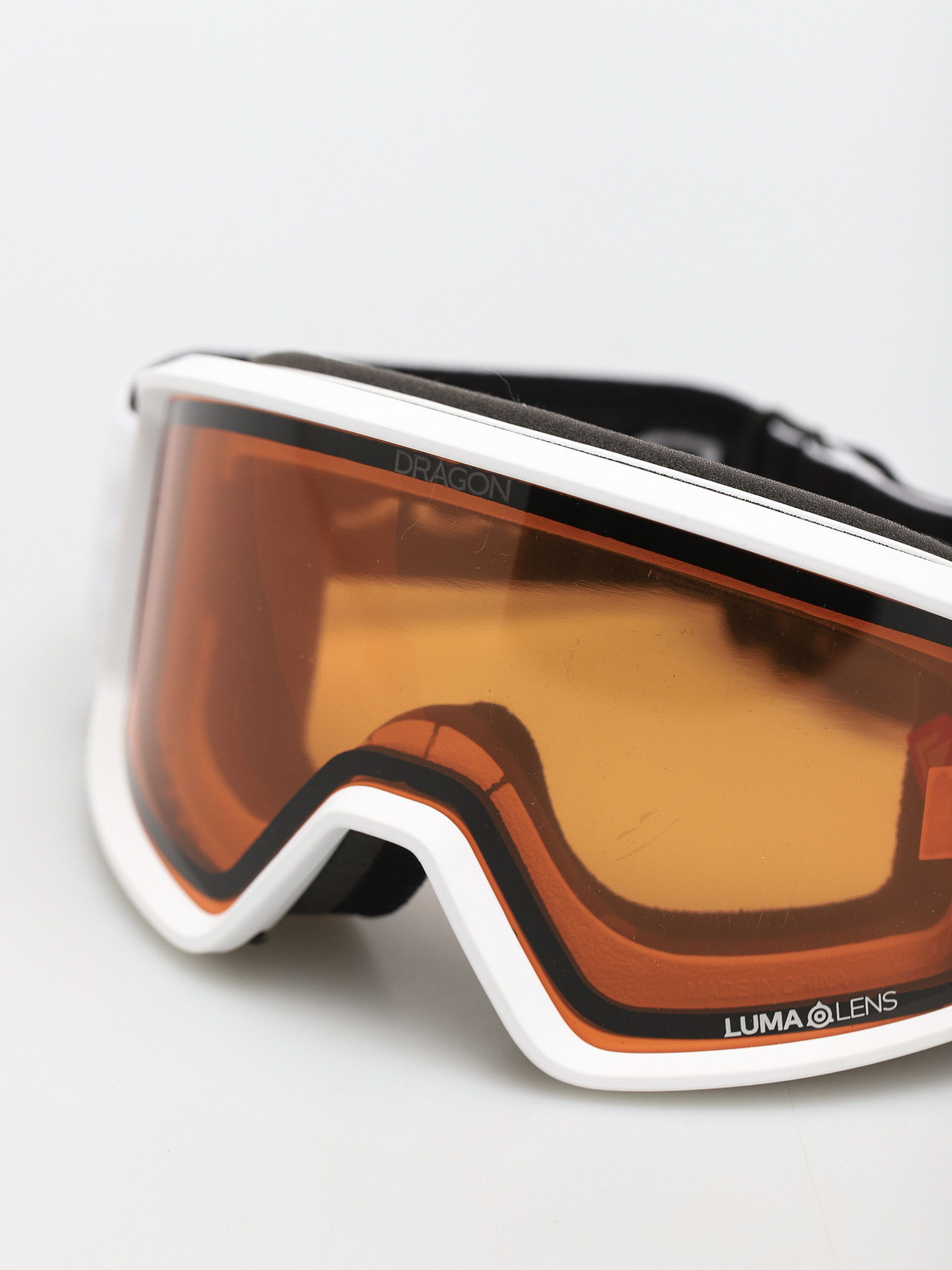 Snowboardové okuliare Dragon DXT OTG (white/lumalens amber)