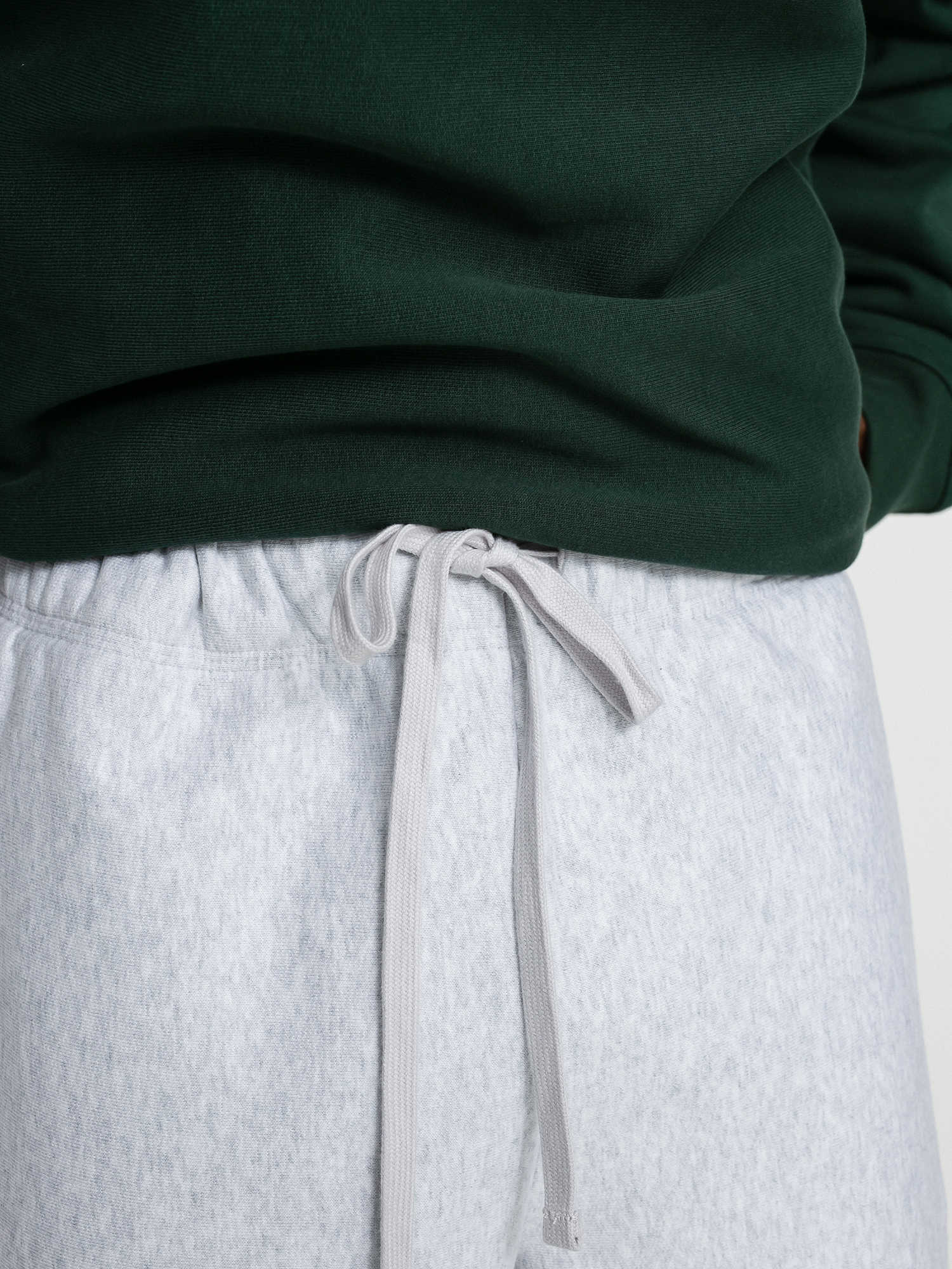 Nohavice Carhartt WIP American Script Jogging (ash heather)