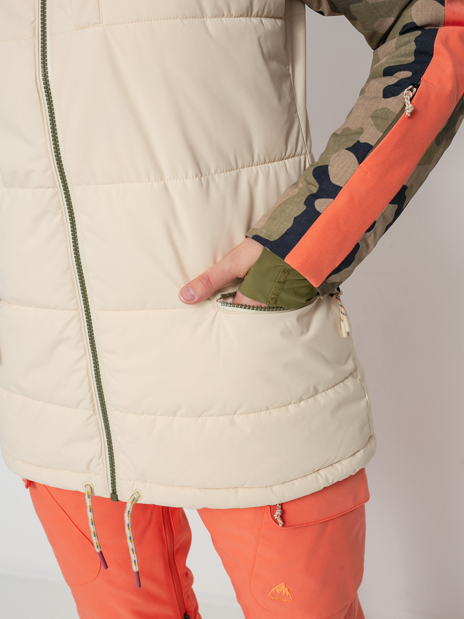 Dámska Snowboardová bunda Burton Keelan (creme brulee/martini olive terra camo)