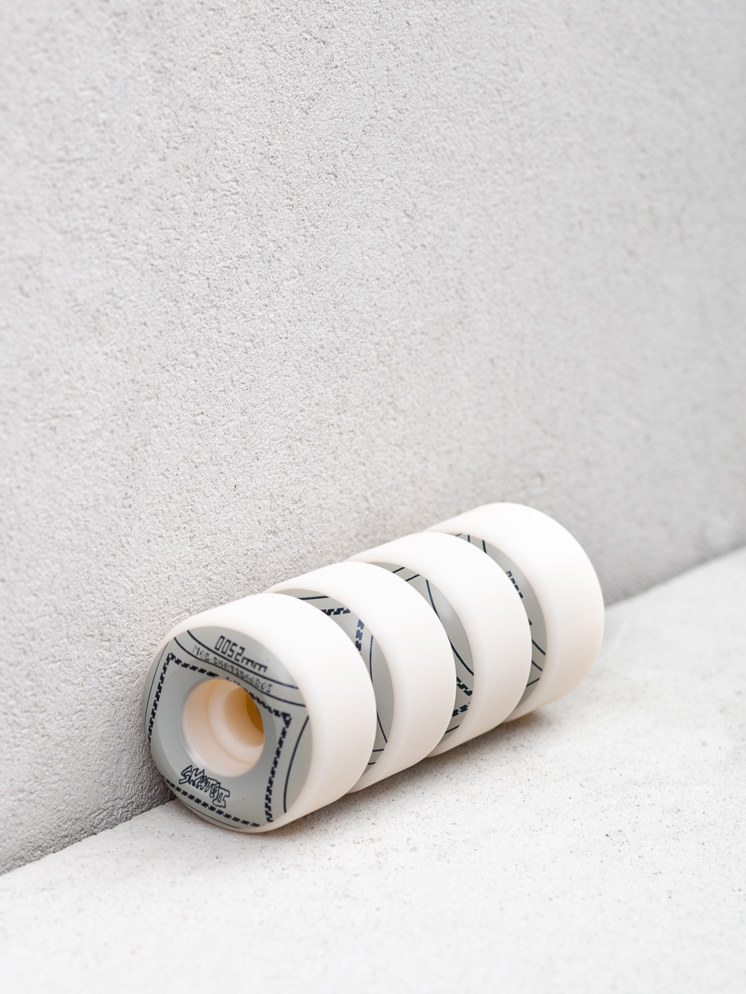 Kolieska Mob Skateboards Snake2 (grey)