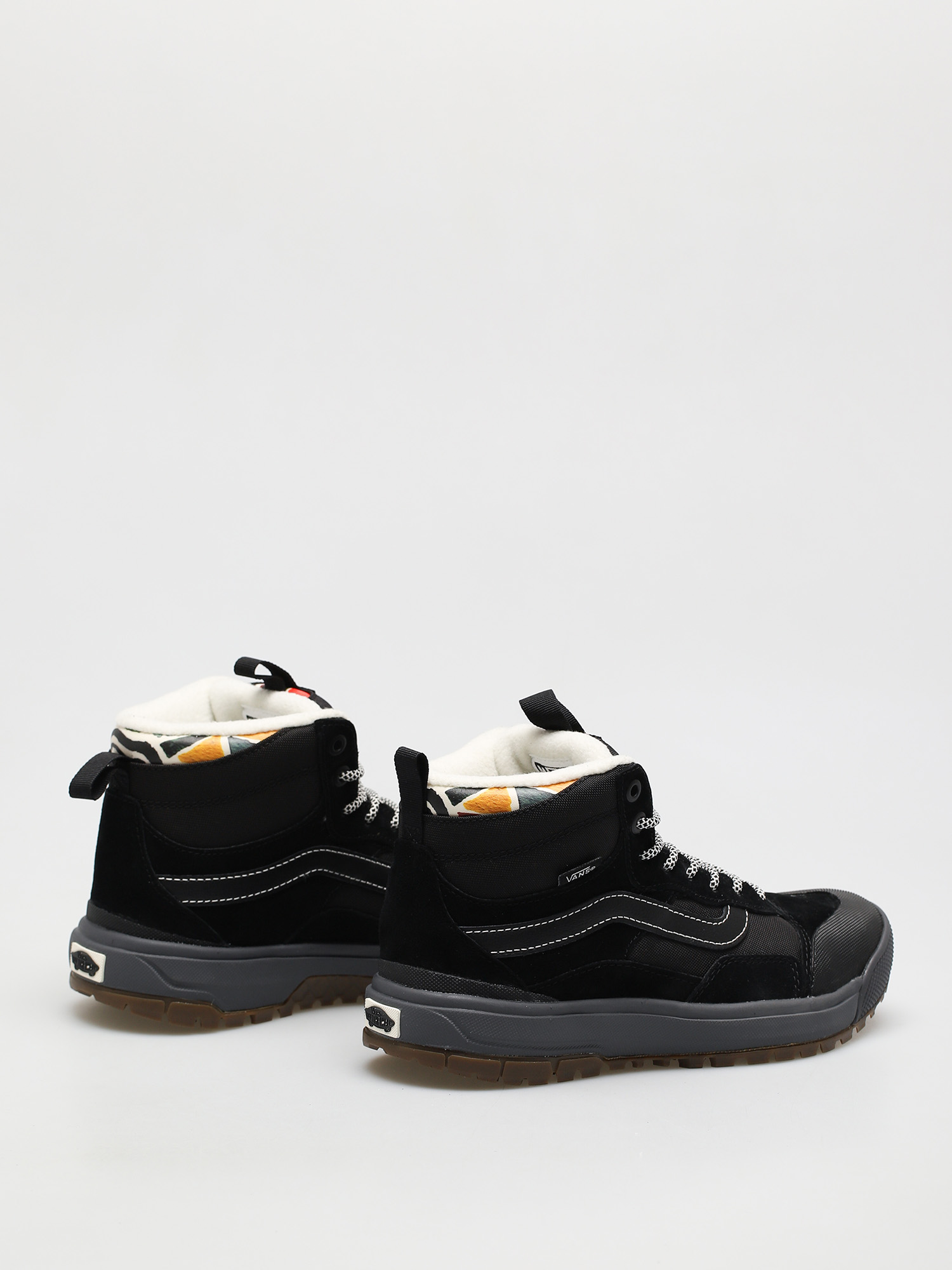Topánky Vans X Hanna Scott Ultrarange Exo Hi MTE 1 (multi/black)