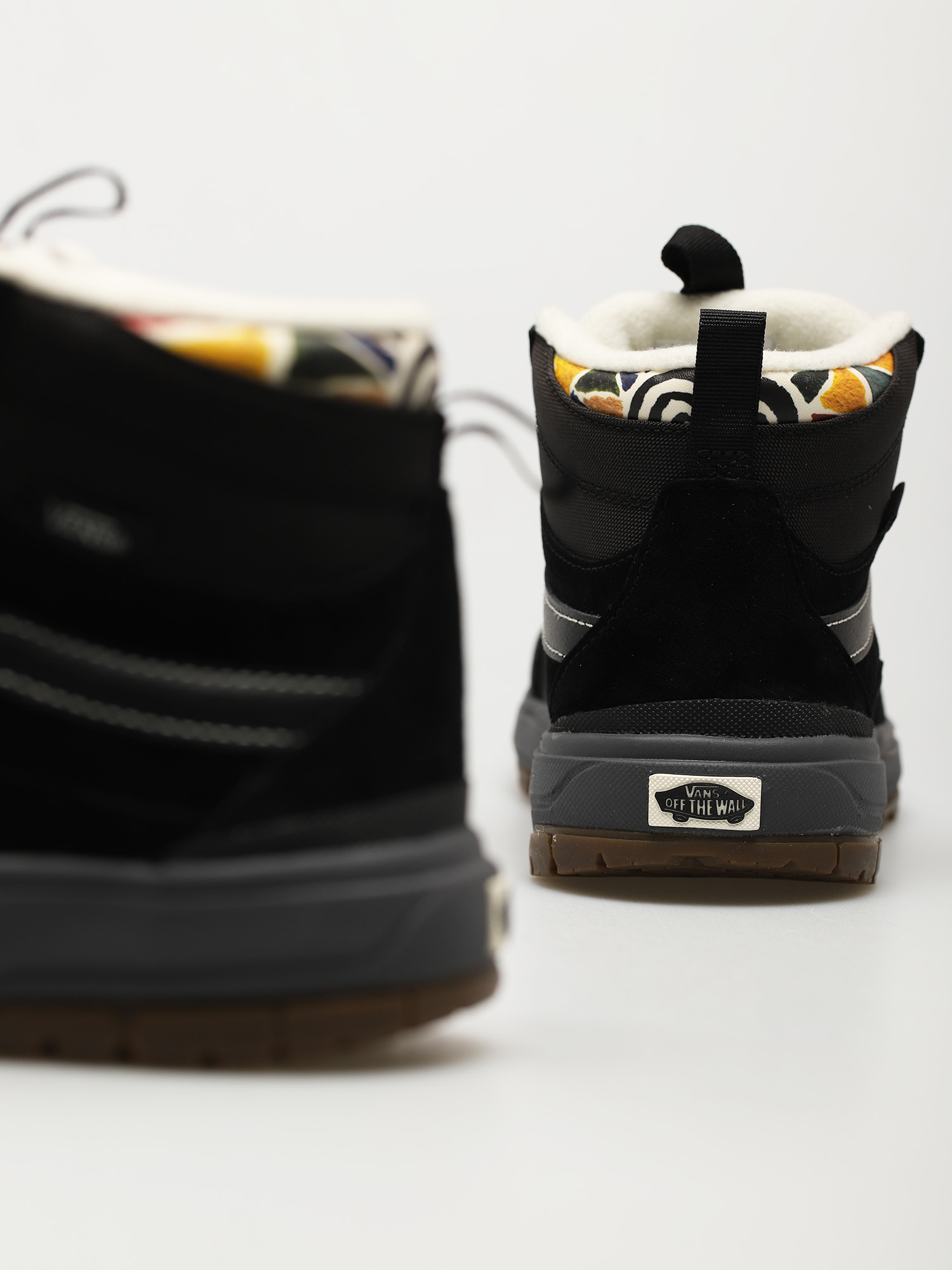 Topánky Vans X Hanna Scott Ultrarange Exo Hi MTE 1 (multi/black)