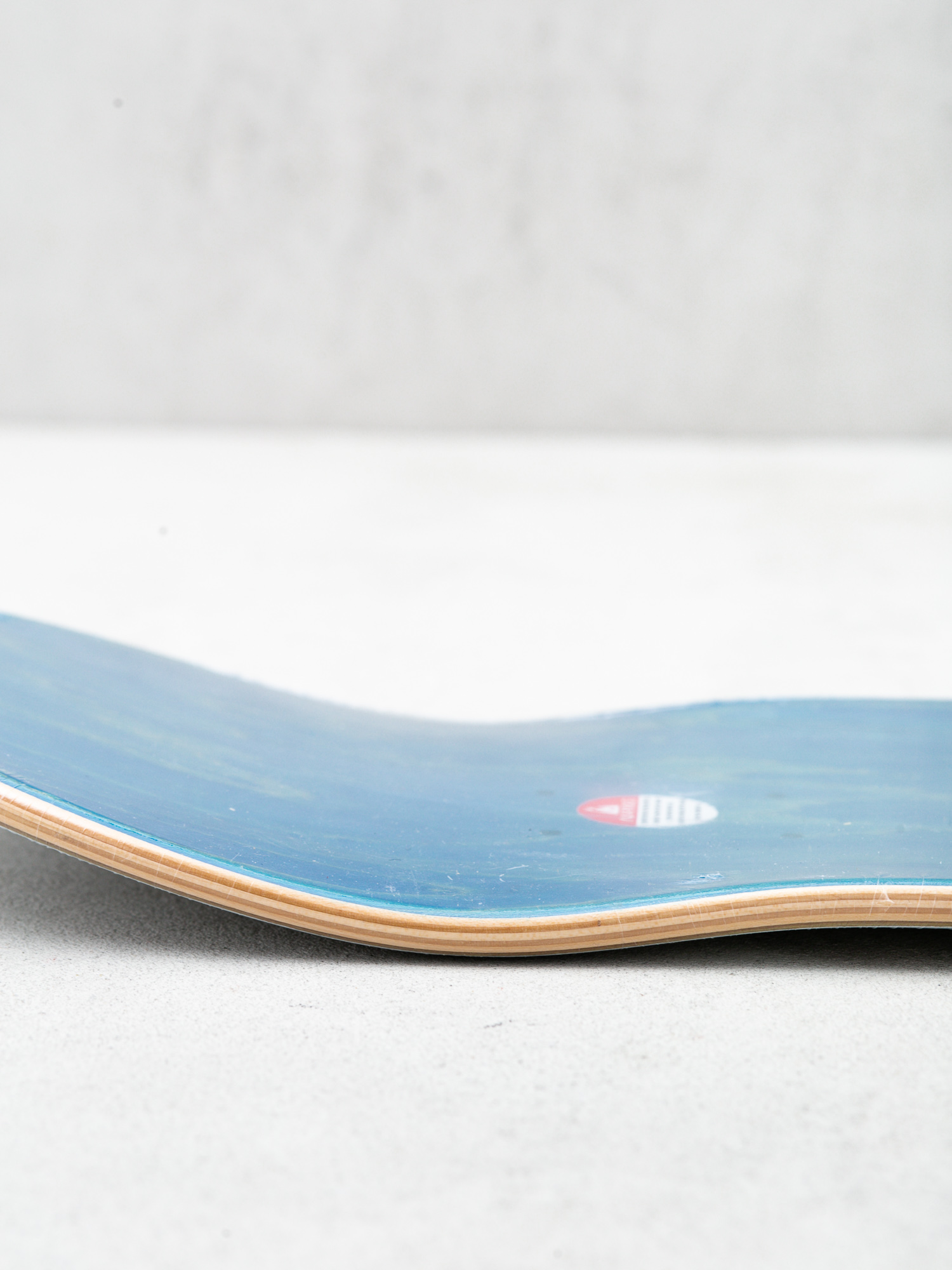 Doska Magenta Jameel Douglas Guest Board (white/brown)