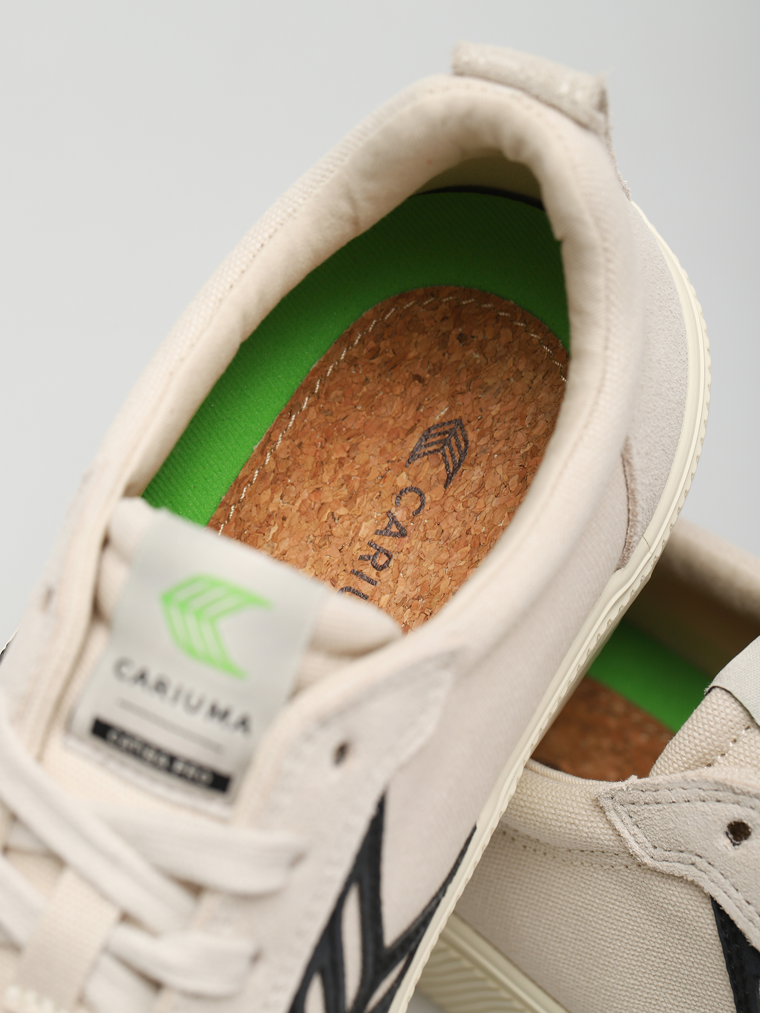 Topánky Cariuma Catiba Pro (vintage white/black logo)