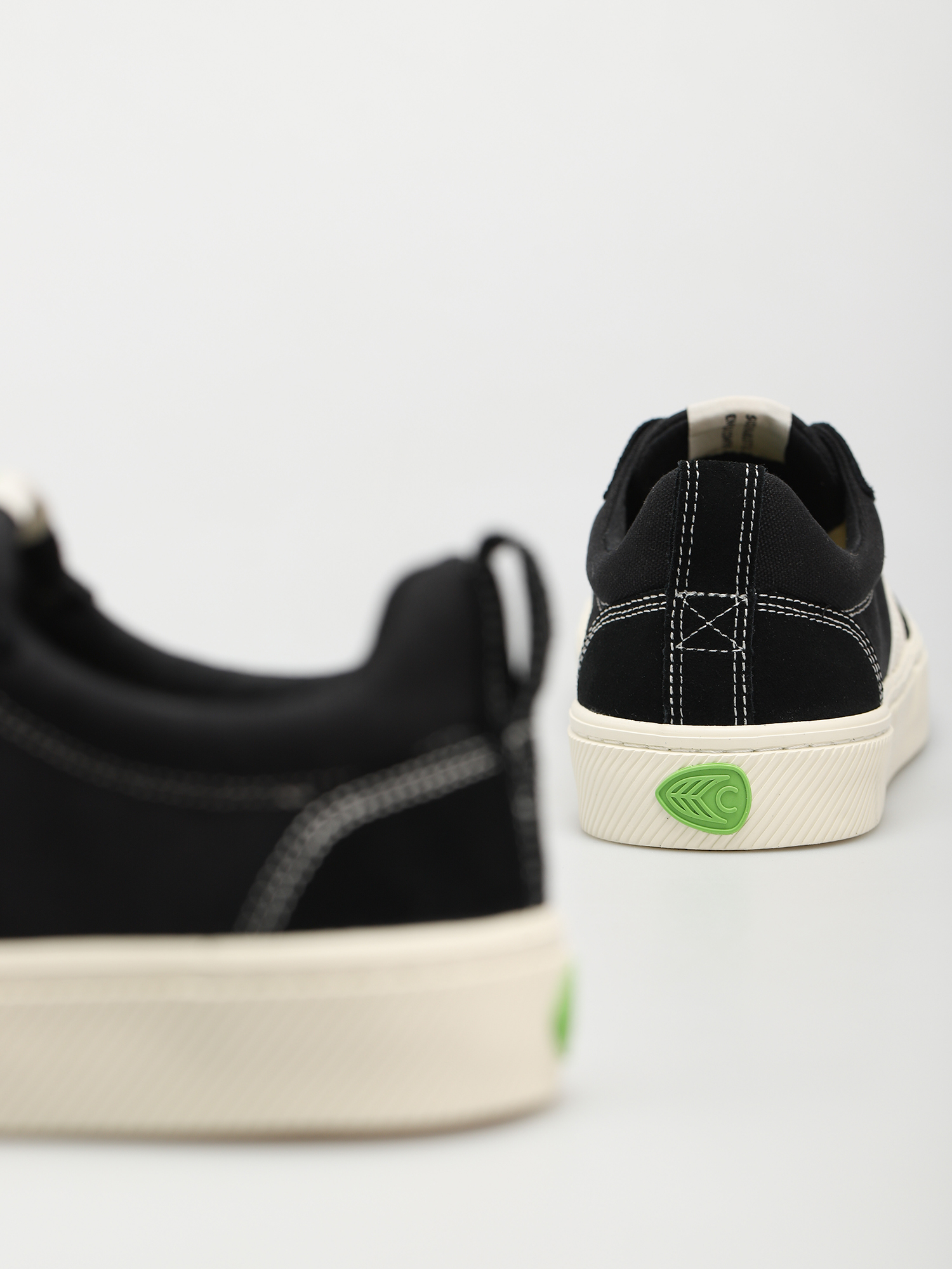 Topánky Cariuma Catiba Pro (black/contrast thread ivory logo)