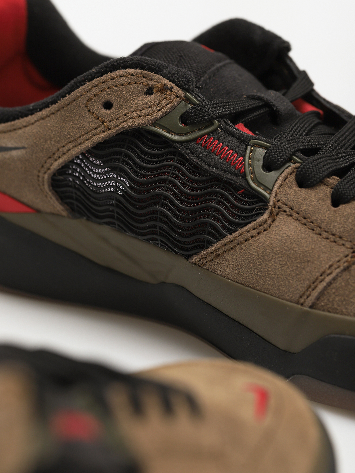 Topánky Nike SB Ishod (light olive/black light olive)