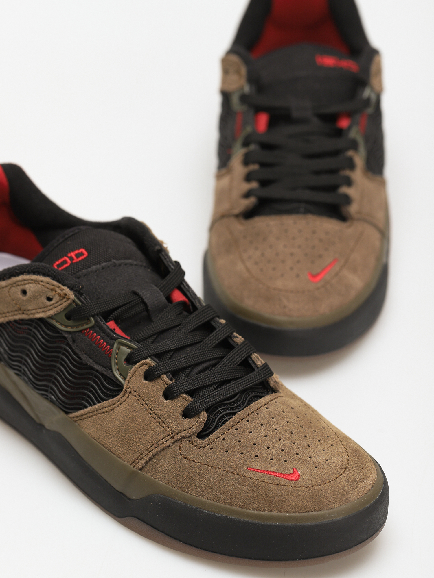 Topánky Nike SB Ishod (light olive/black light olive)