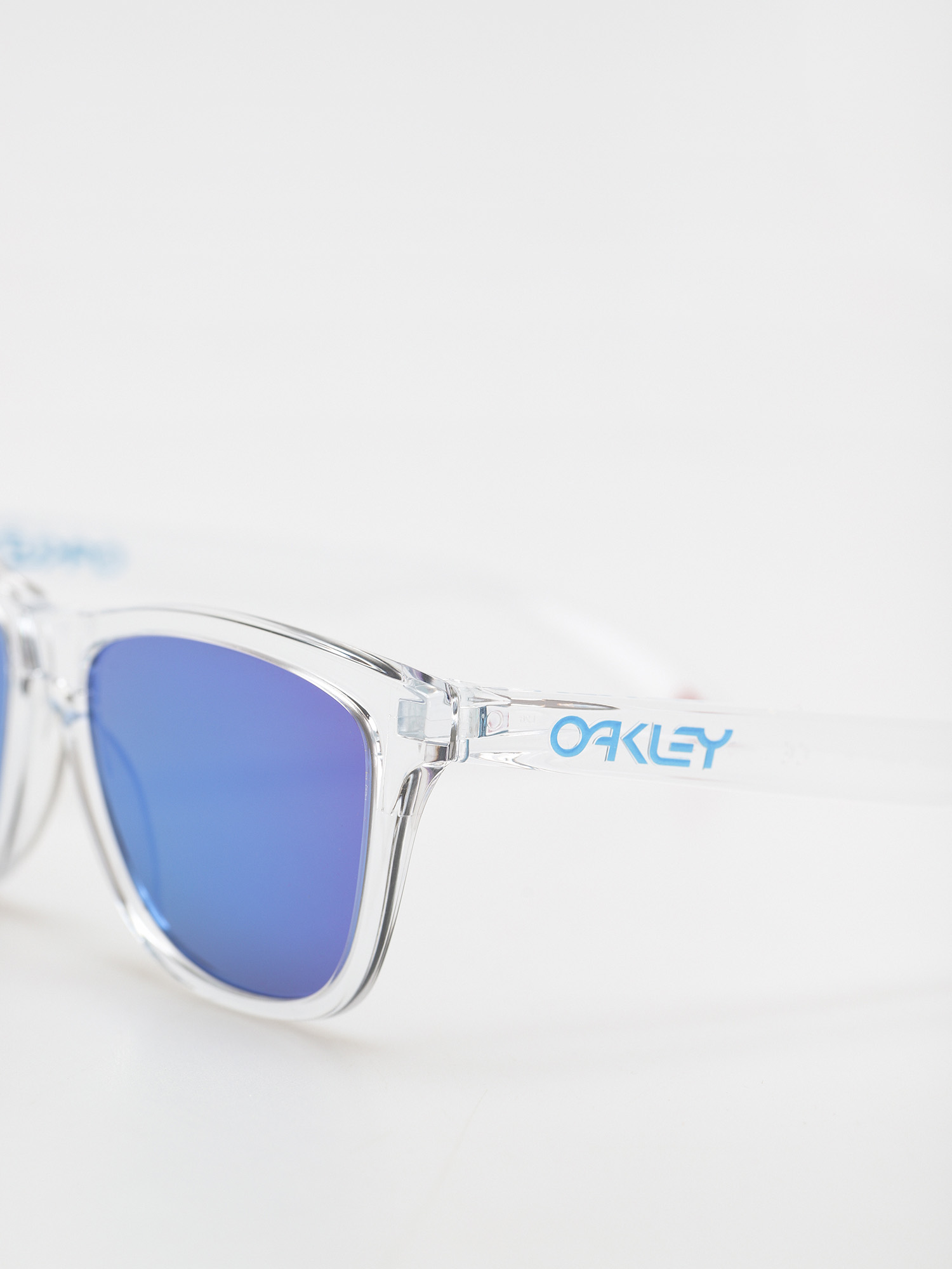 Slnečné okuliare Oakley Frogskins (crystal clear/prizm sapphire)