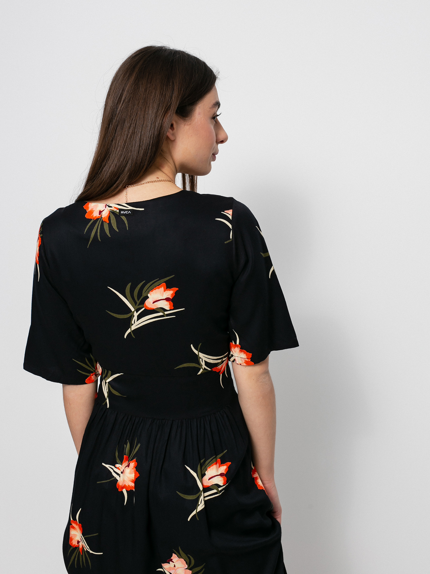 Šaty  RVCA Avenue Wmn (true black)