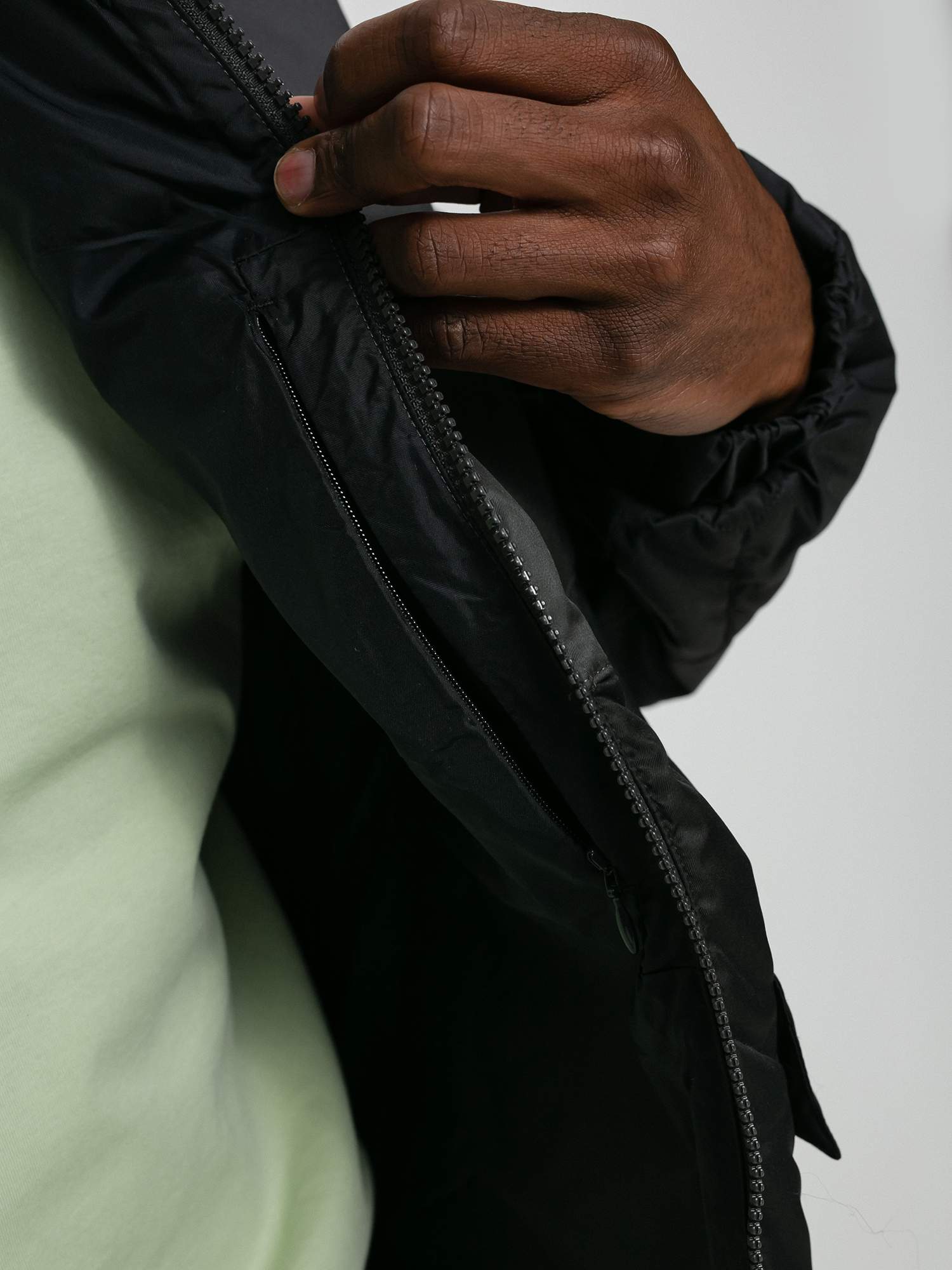 Bunda Nike SB Sf Synfl Ishod (black/anthracite/university red)