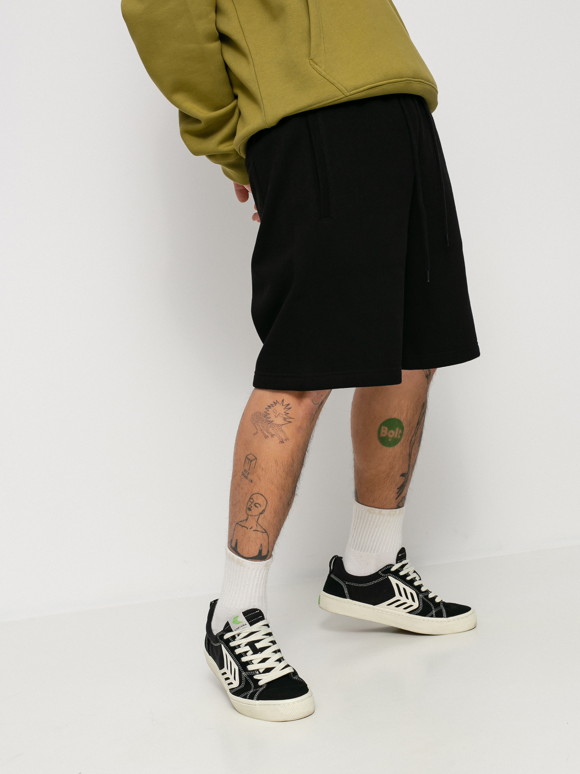 Kraťasy Carhartt WIP Chase (black/gold)