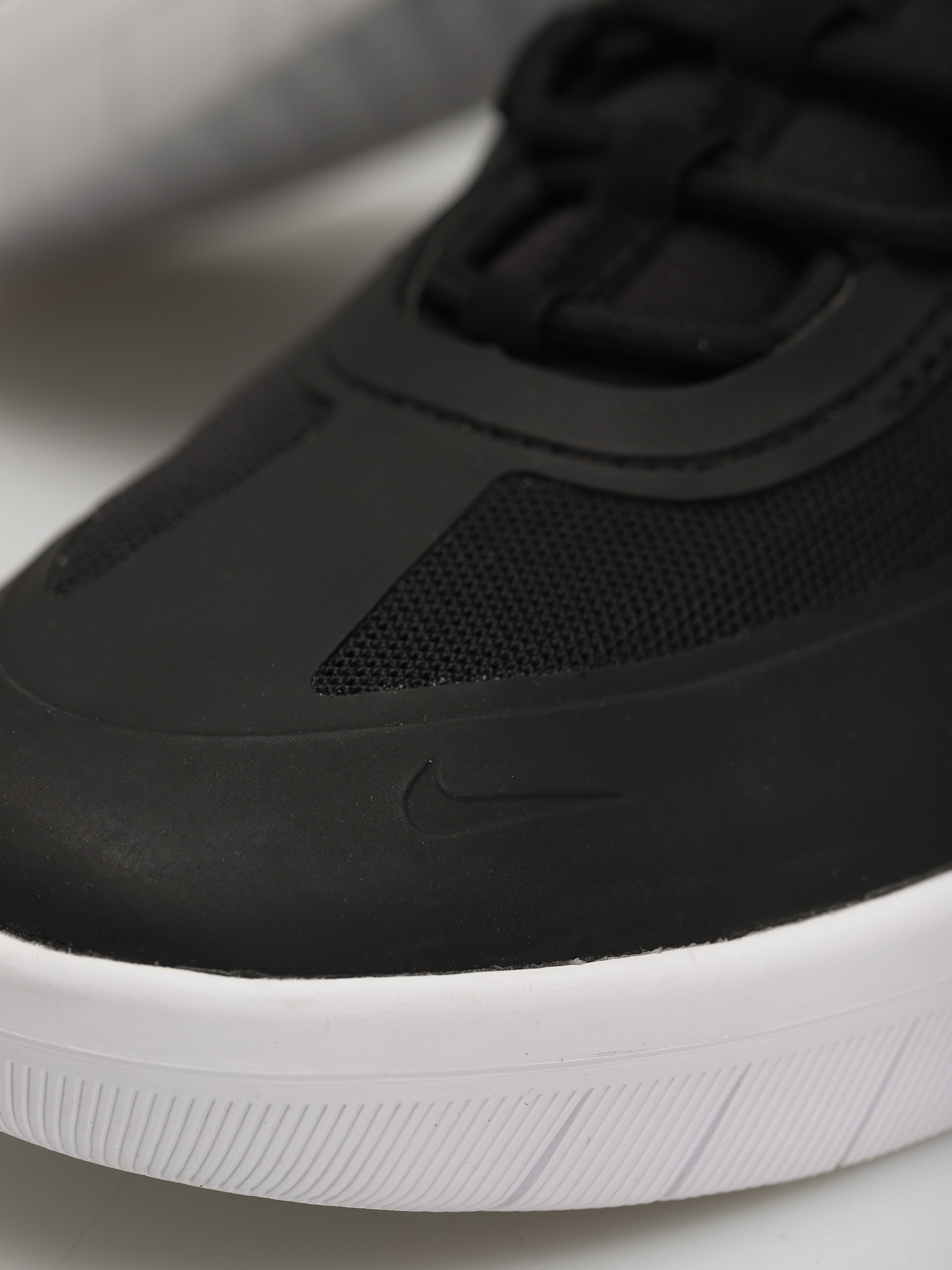 Topánky Nike SB Nyjah Free 2 (black/white black black)