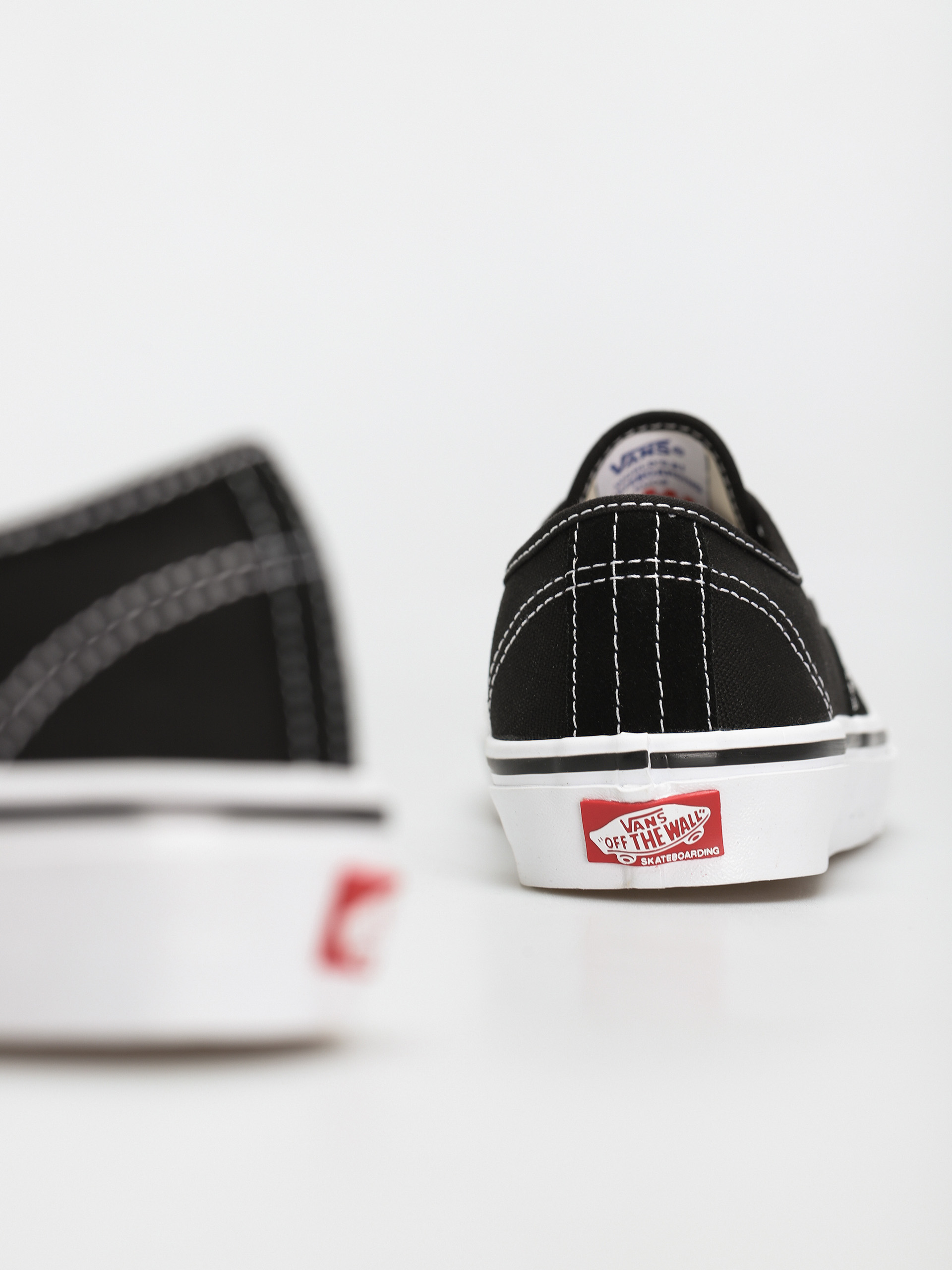 Topánky Vans Skate Authentic (black/white)