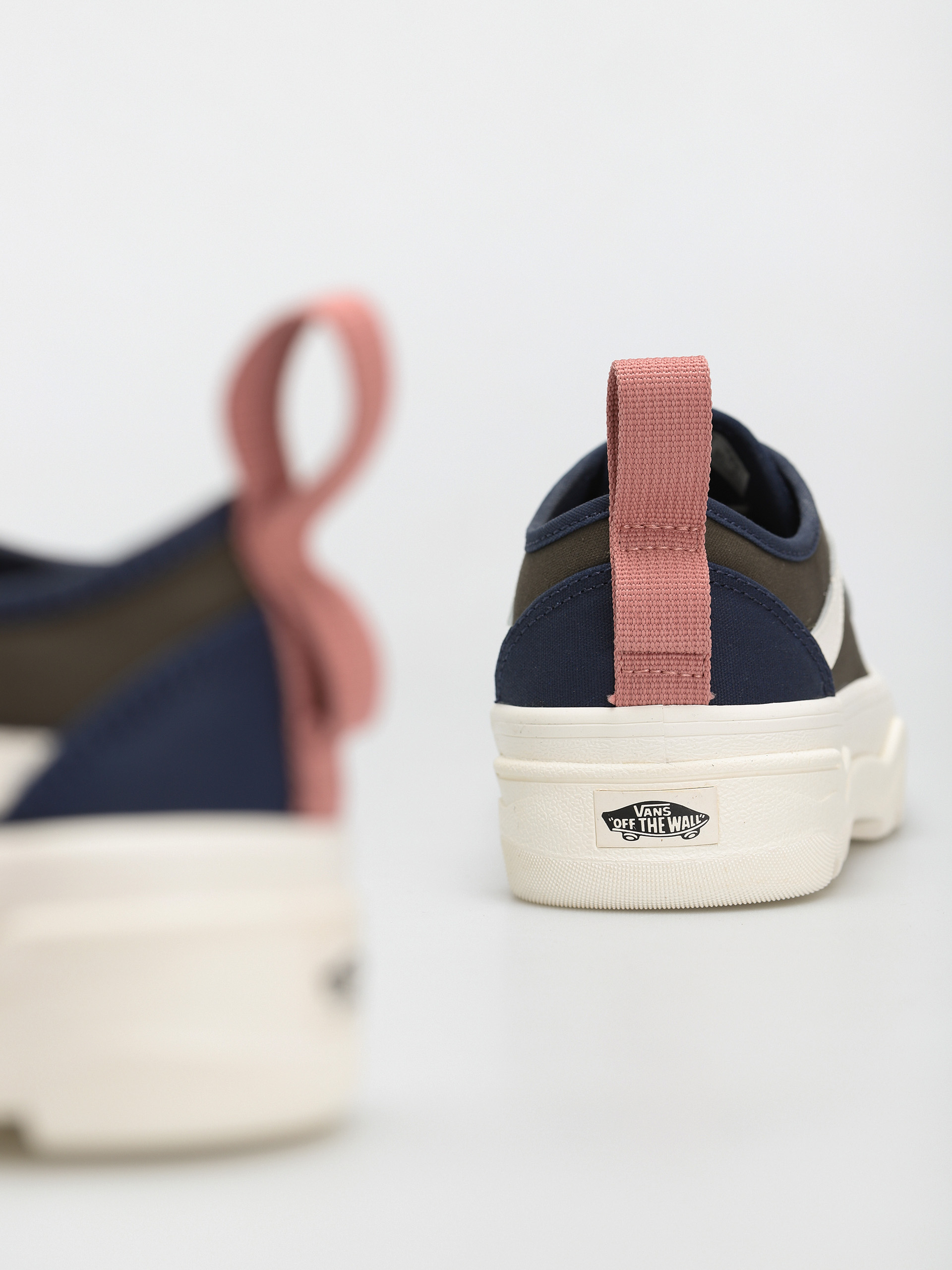 Topánky Vans Sentry Old Skool Wc (waxed canvas/forest night/marshmallow)