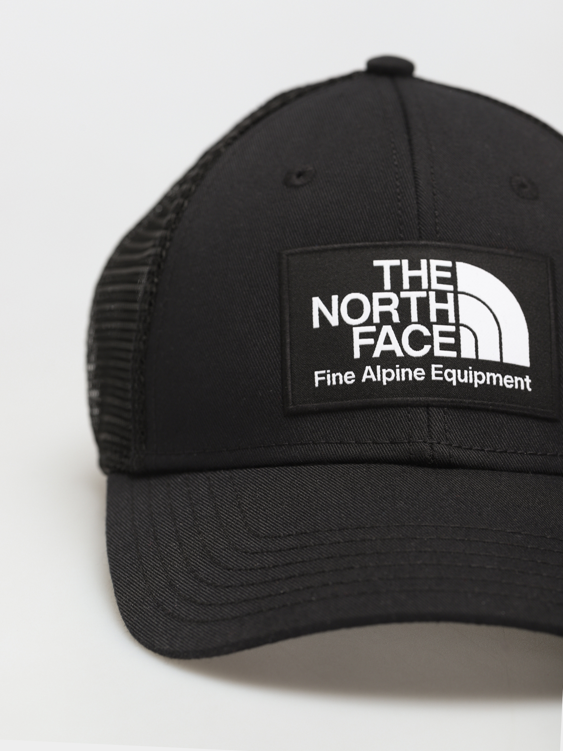 Šiltovka The North Face Mudder Trucker (tnf black)