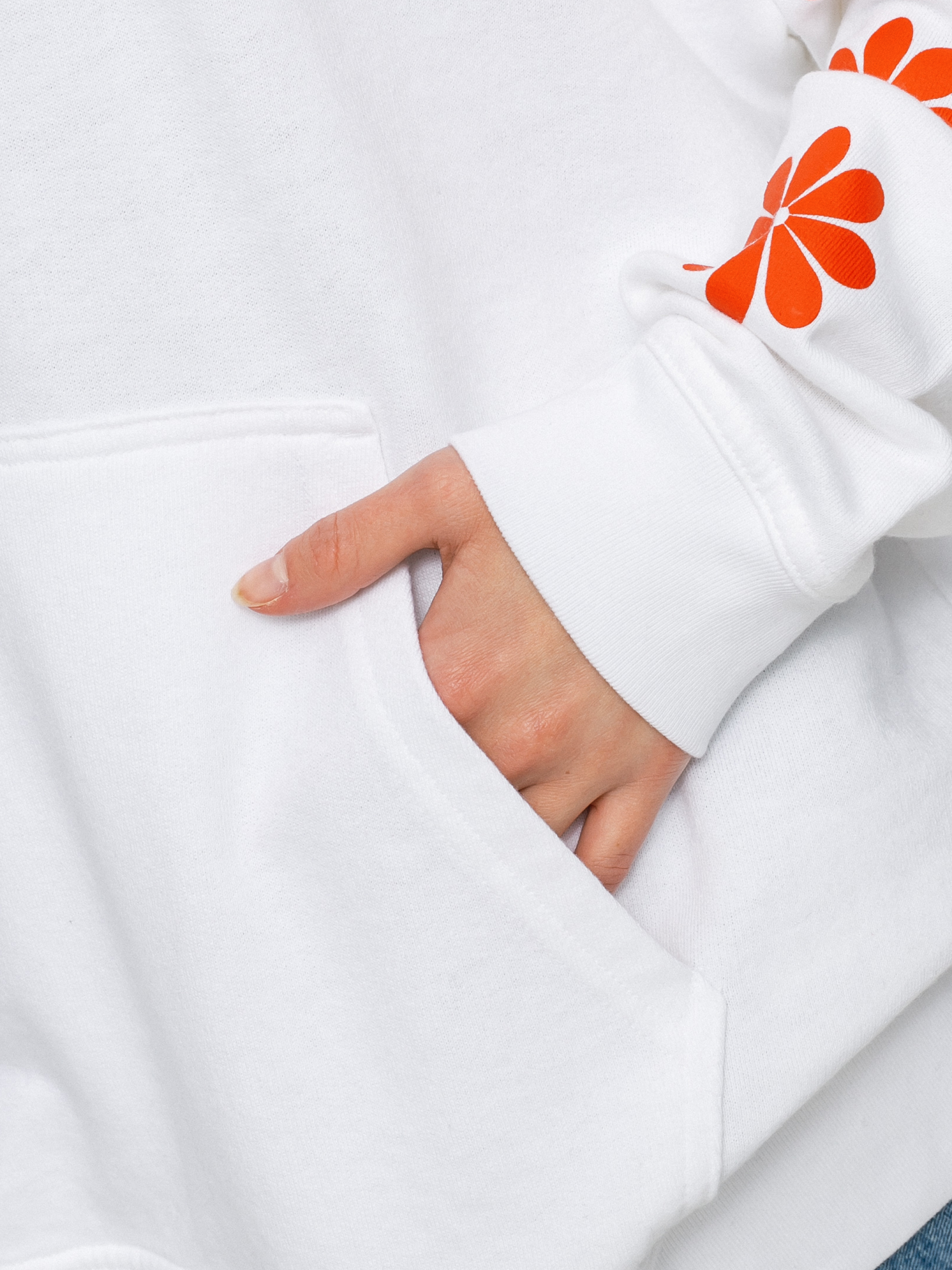 Mikina s kapucňou Levi's® Graphic Rider HD Wmn (daisy chest hit white)