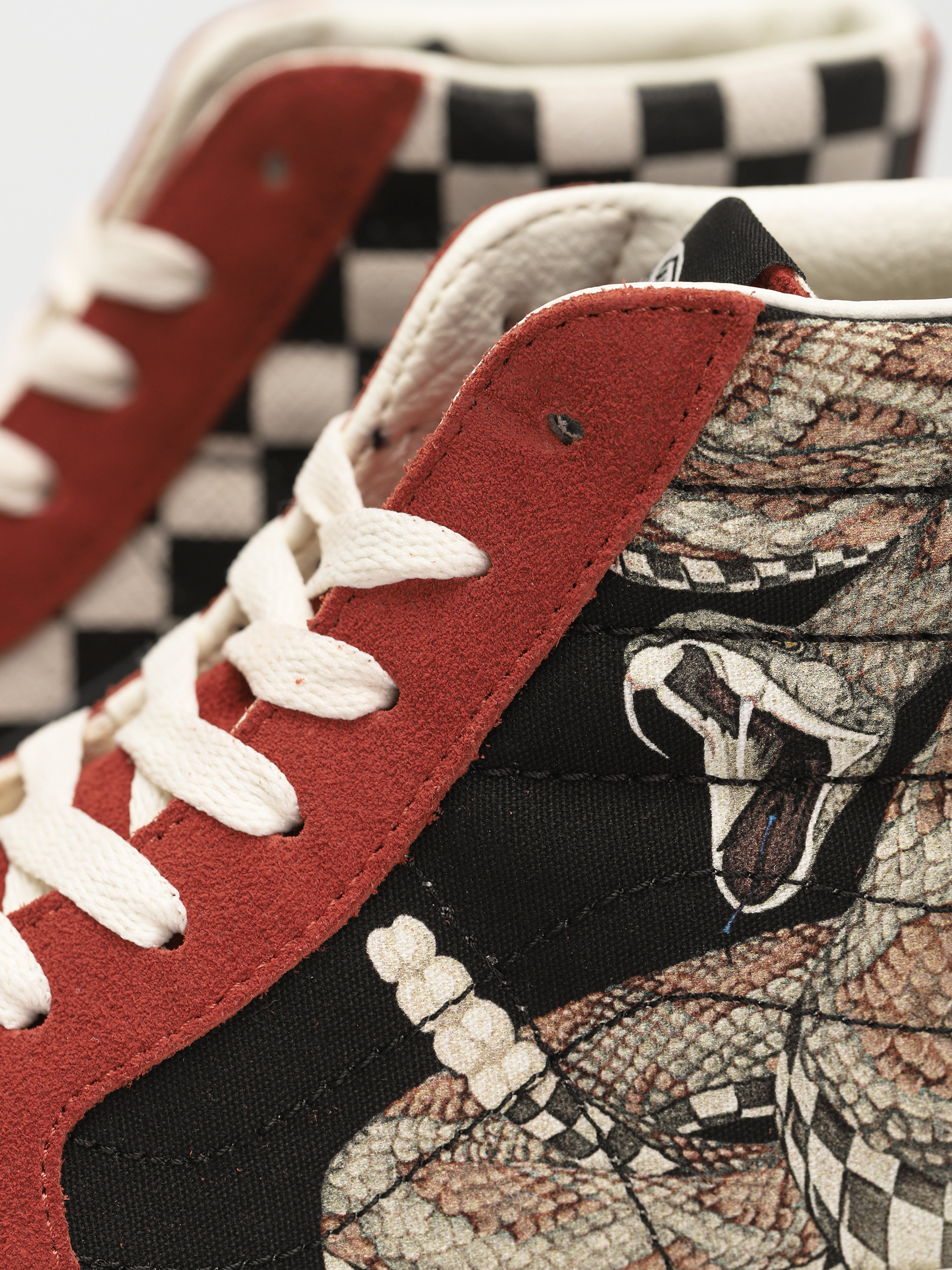 Topánky Vans Sk8 Hi (desert/snake/chili oil)