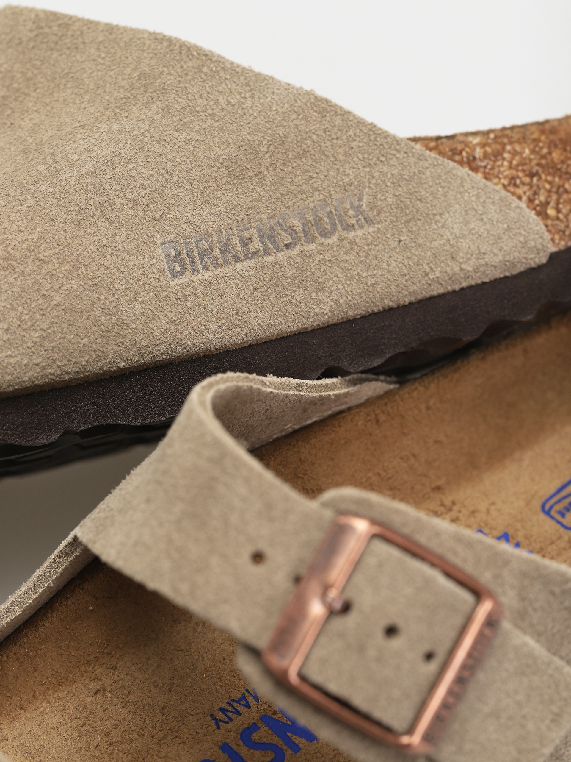 Šľapky Birkenstock Arizona Sfb Narrow Wmn (taupe suede leather)