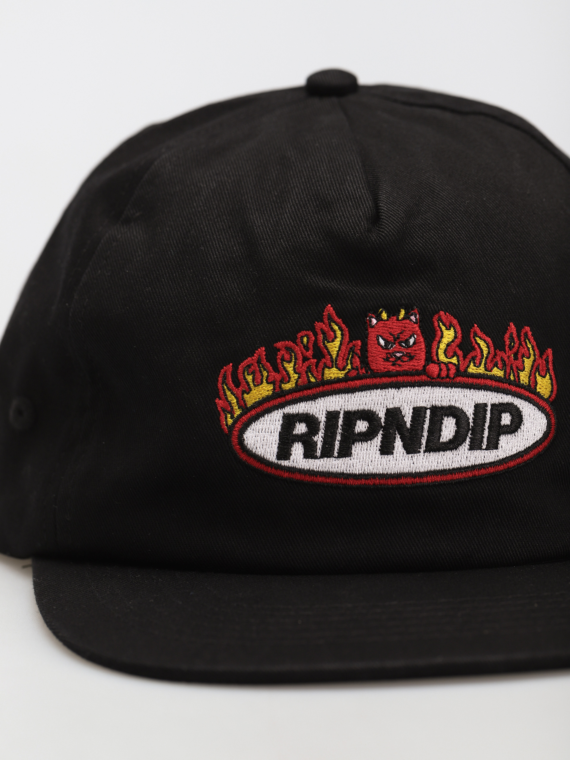 Šiltovka RipNDip Welcome To Heck (black)