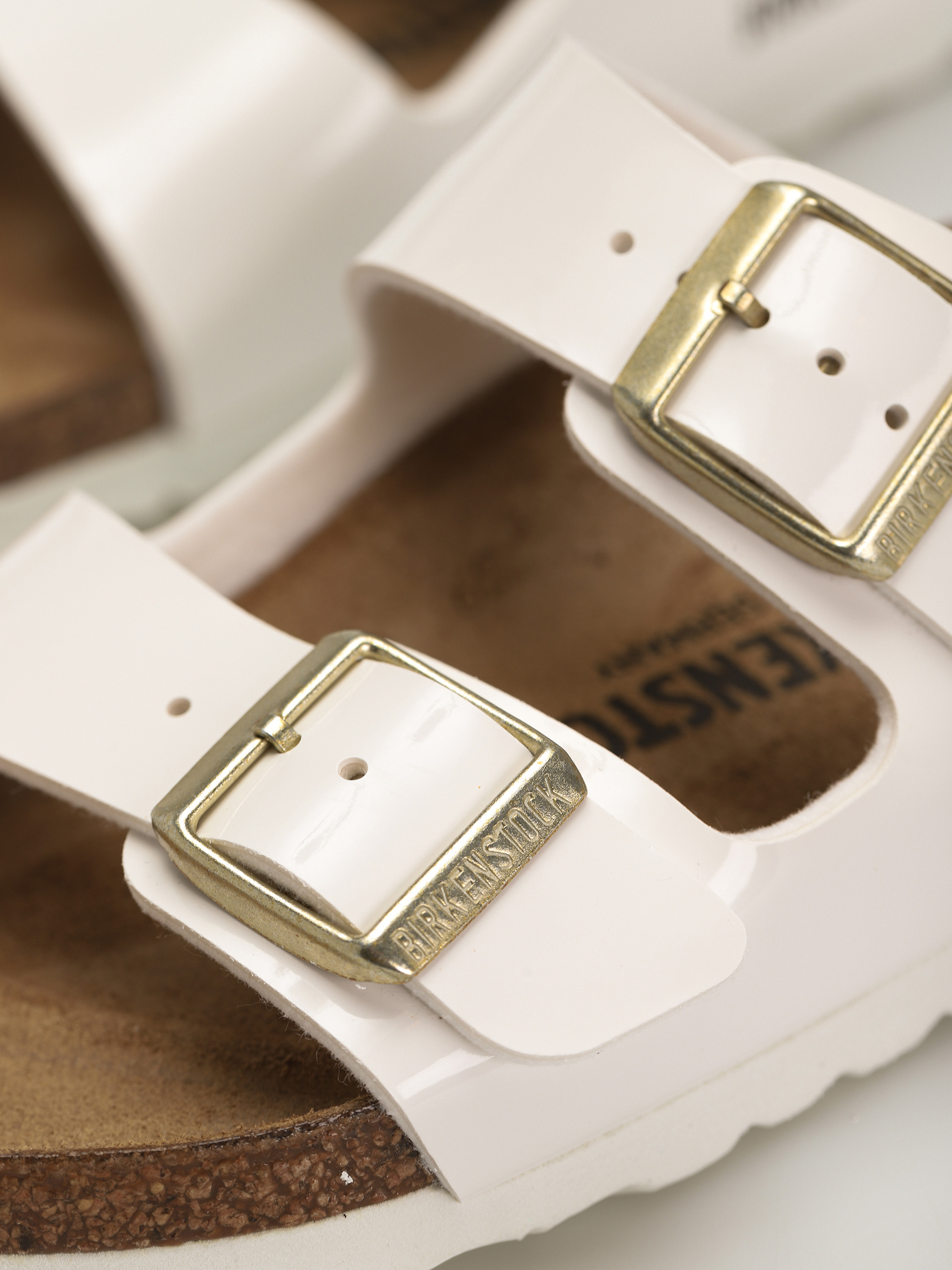 Šľapky Birkenstock Arizona Narrow Wmn (patent white)