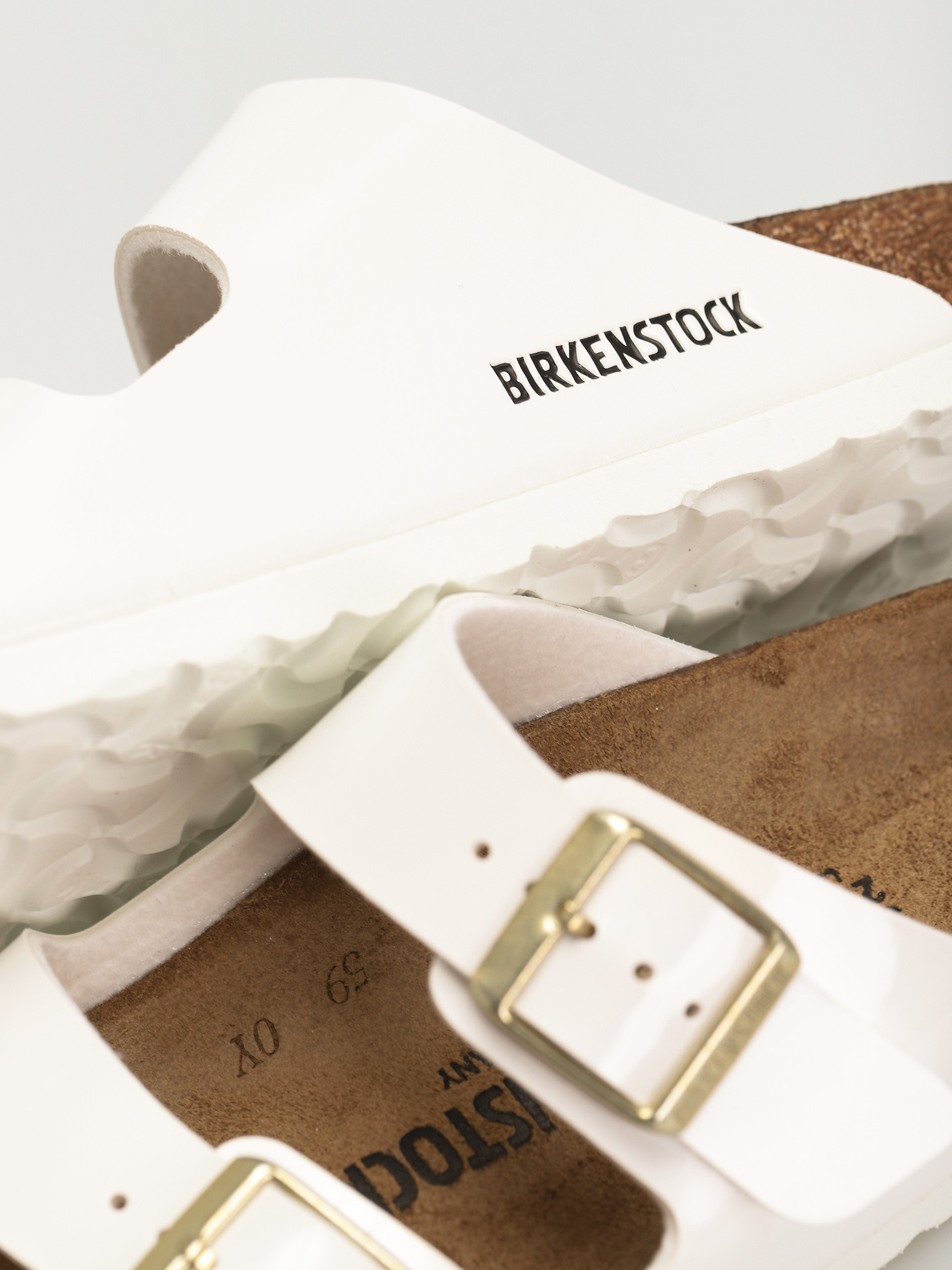 Šľapky Birkenstock Arizona Narrow Wmn (patent white)