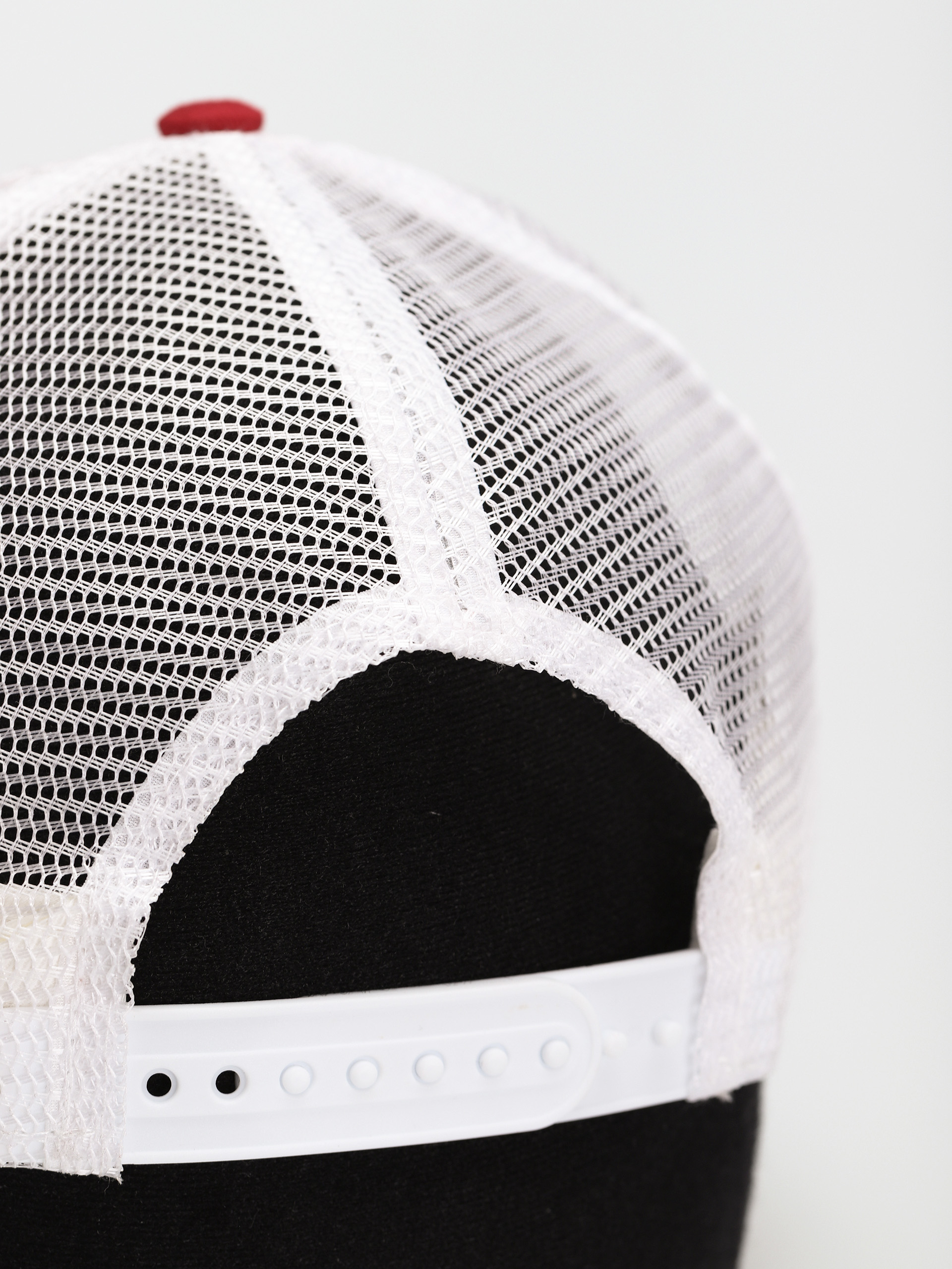 Šiltovka New Era Clean Trucker New York Yankees ZD (scarlet)