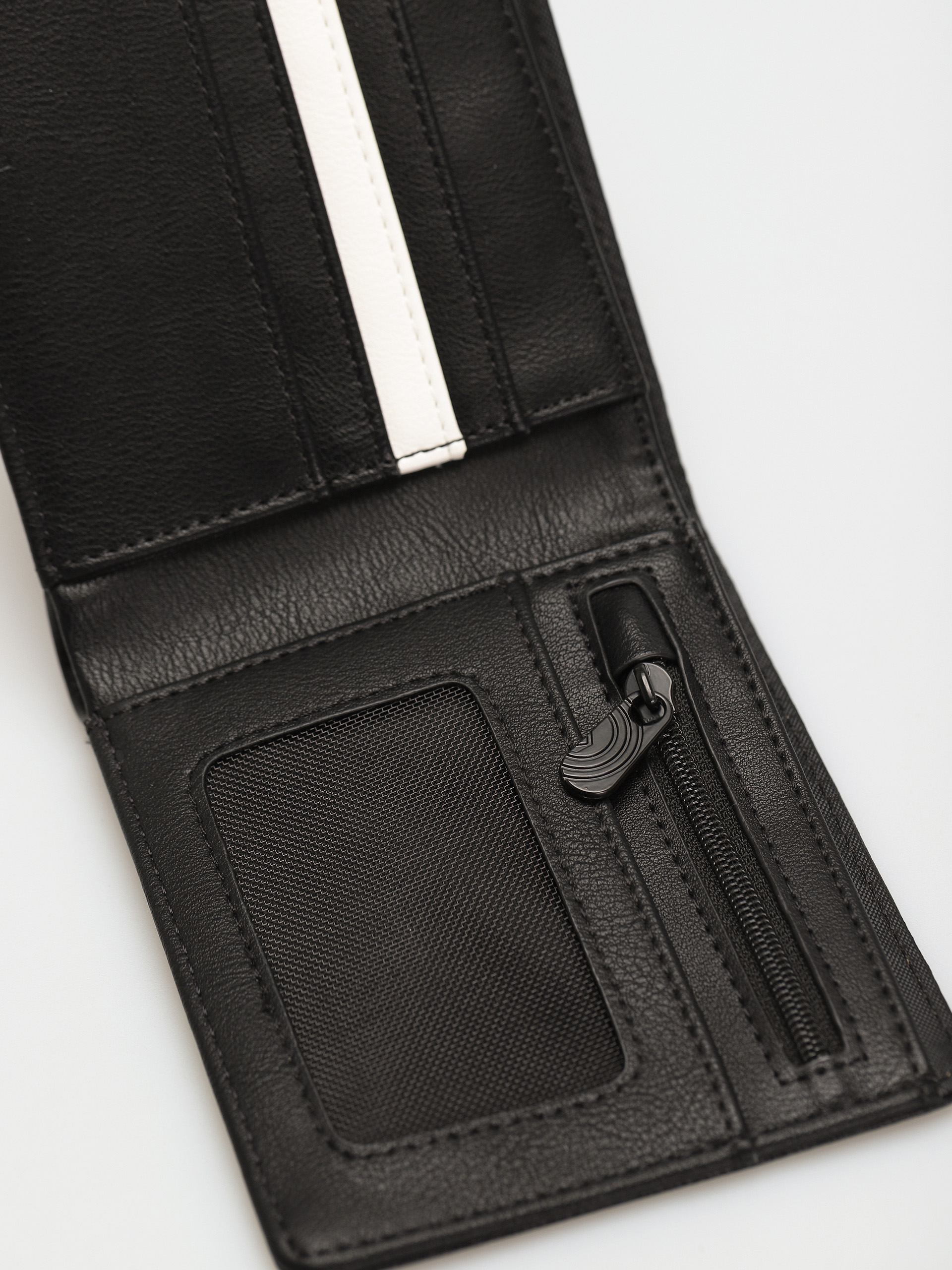 Peňaženka Volcom Slim Stone Pu Wlt L (black)