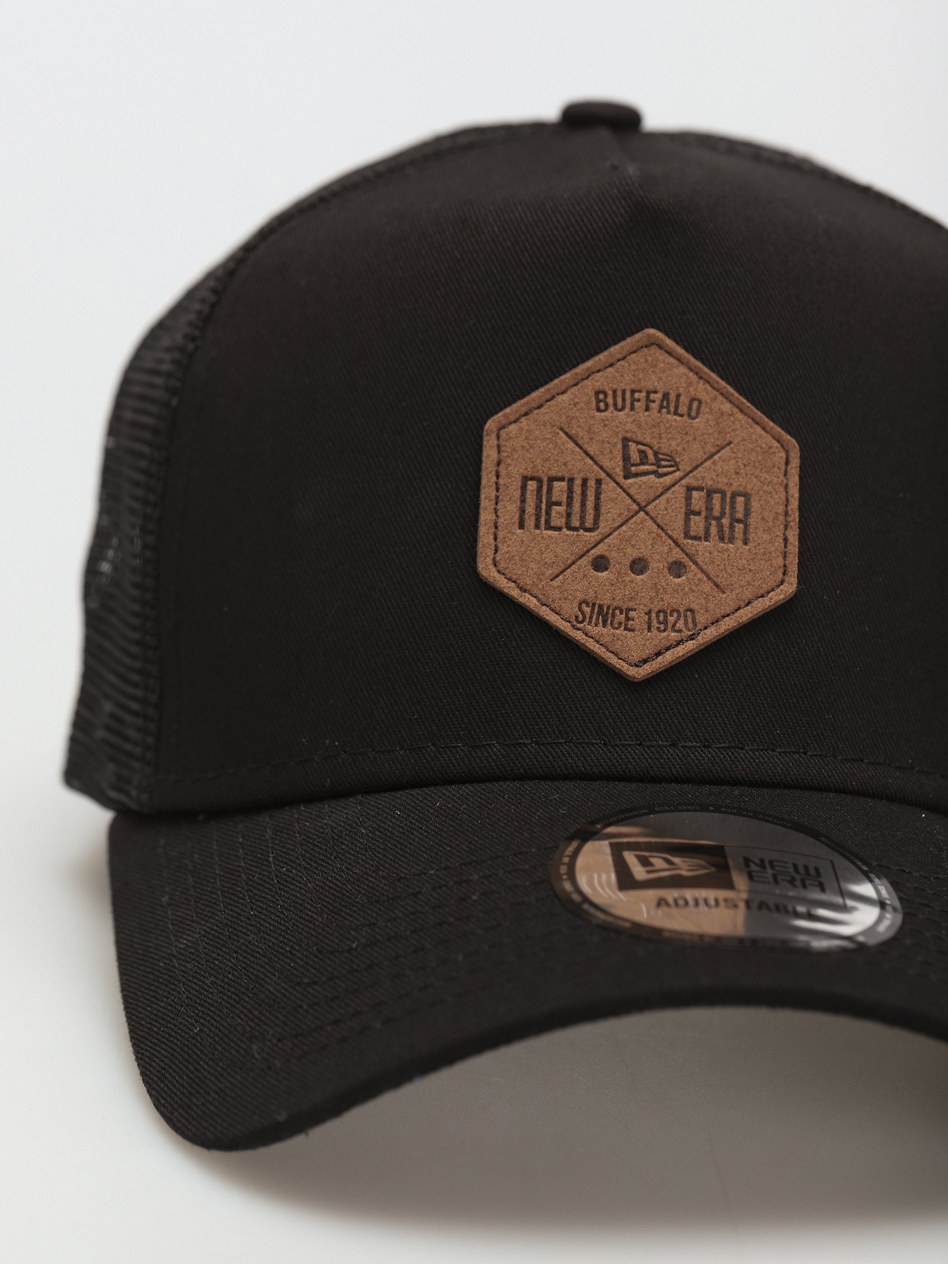 Šiltovka New Era Heritage Patch 9Forty Trucker (black)