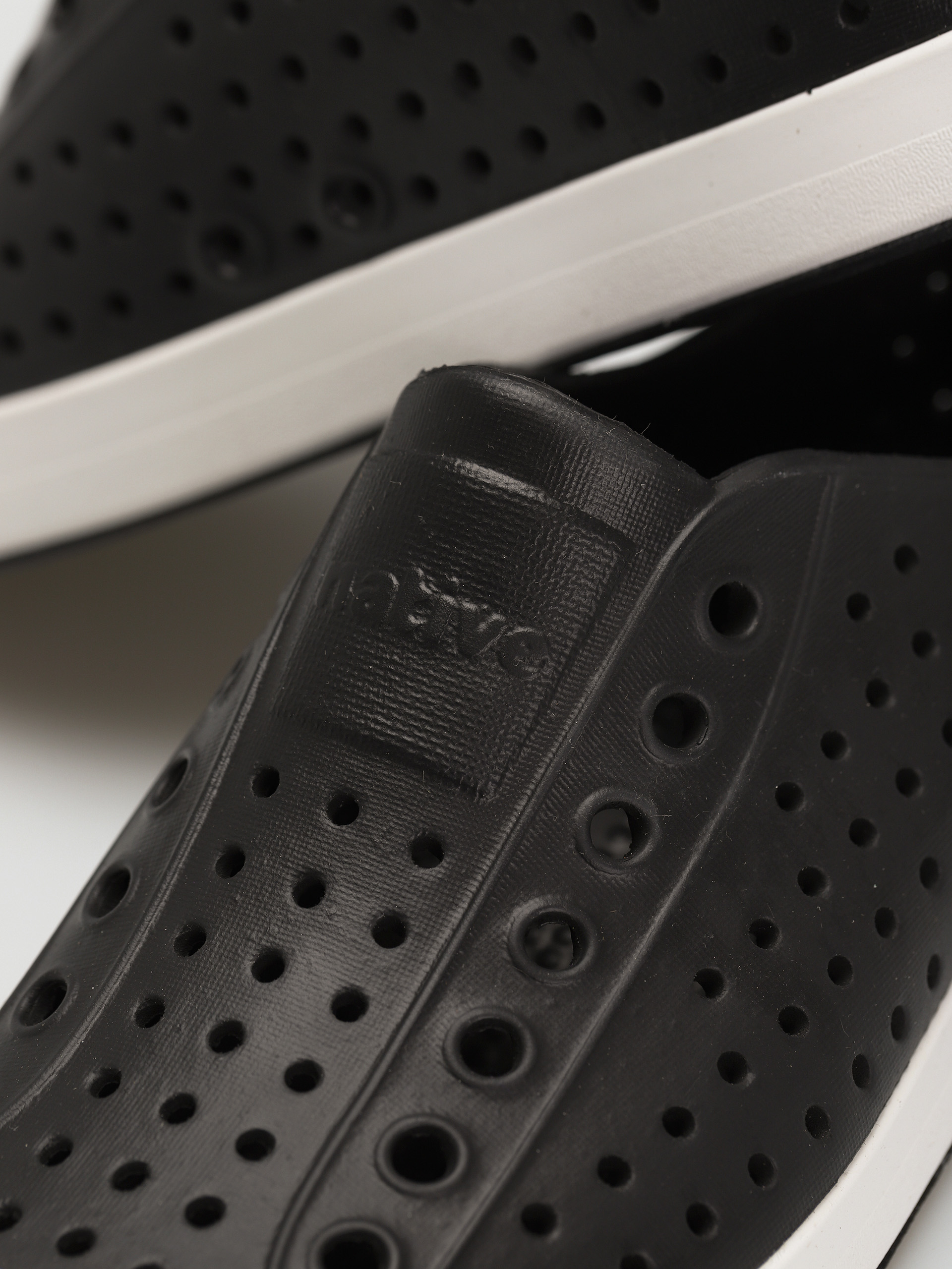 Topánky Native Jefferson (jiffy black/shell white)