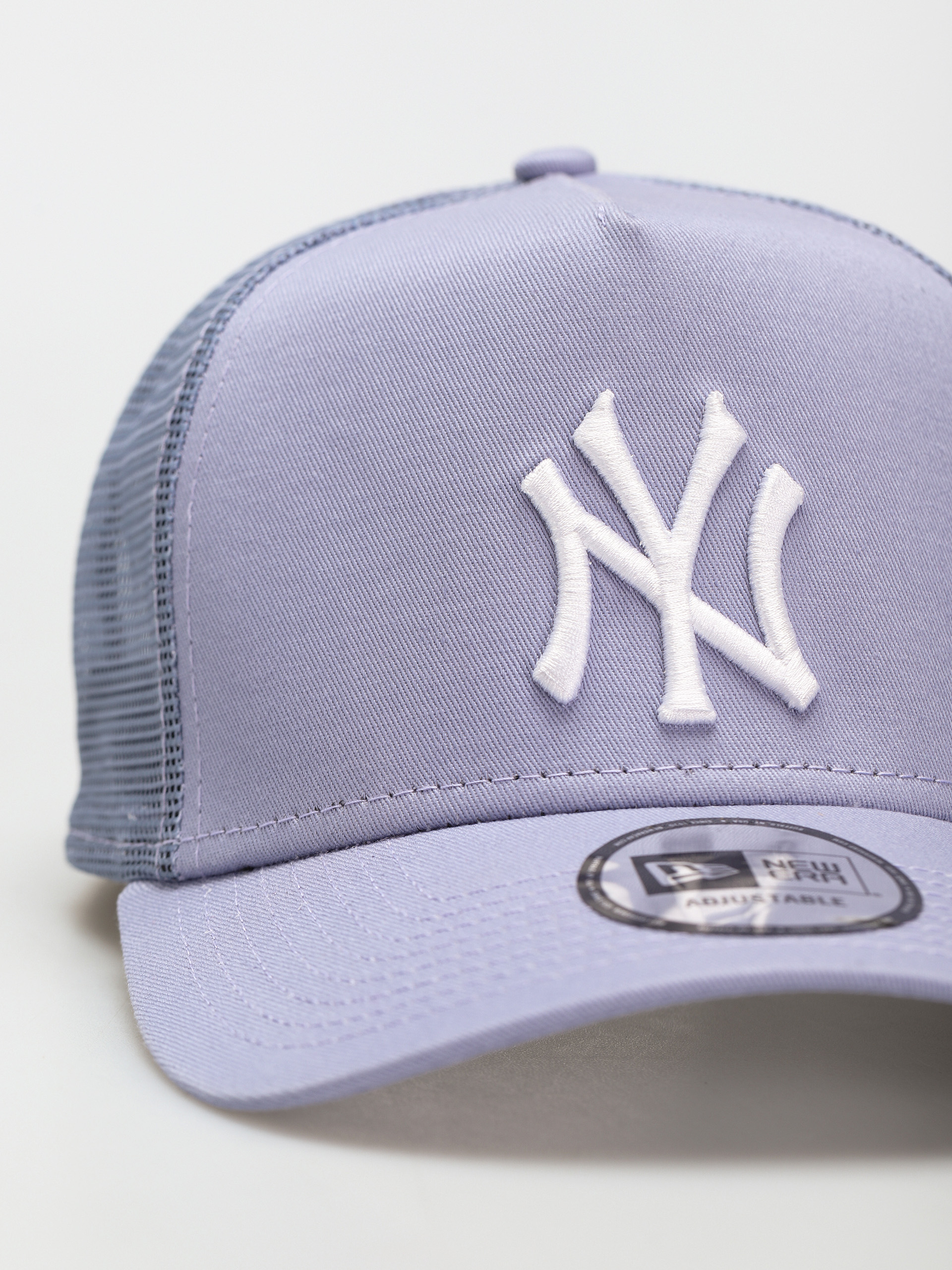 Šiltovka New Era Tonal Mesh Trucker New York Yankees (violet)