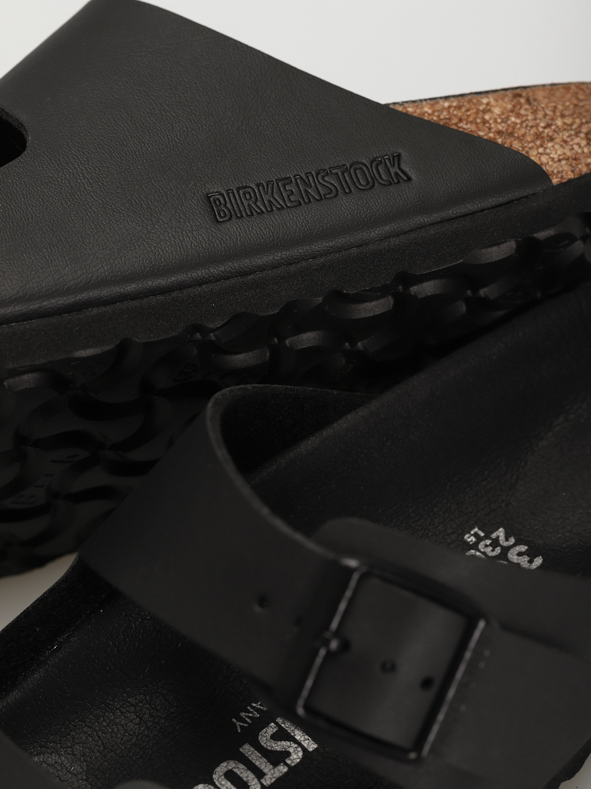 Šľapky Birkenstock Arizona Narrow Wmn (triples black)