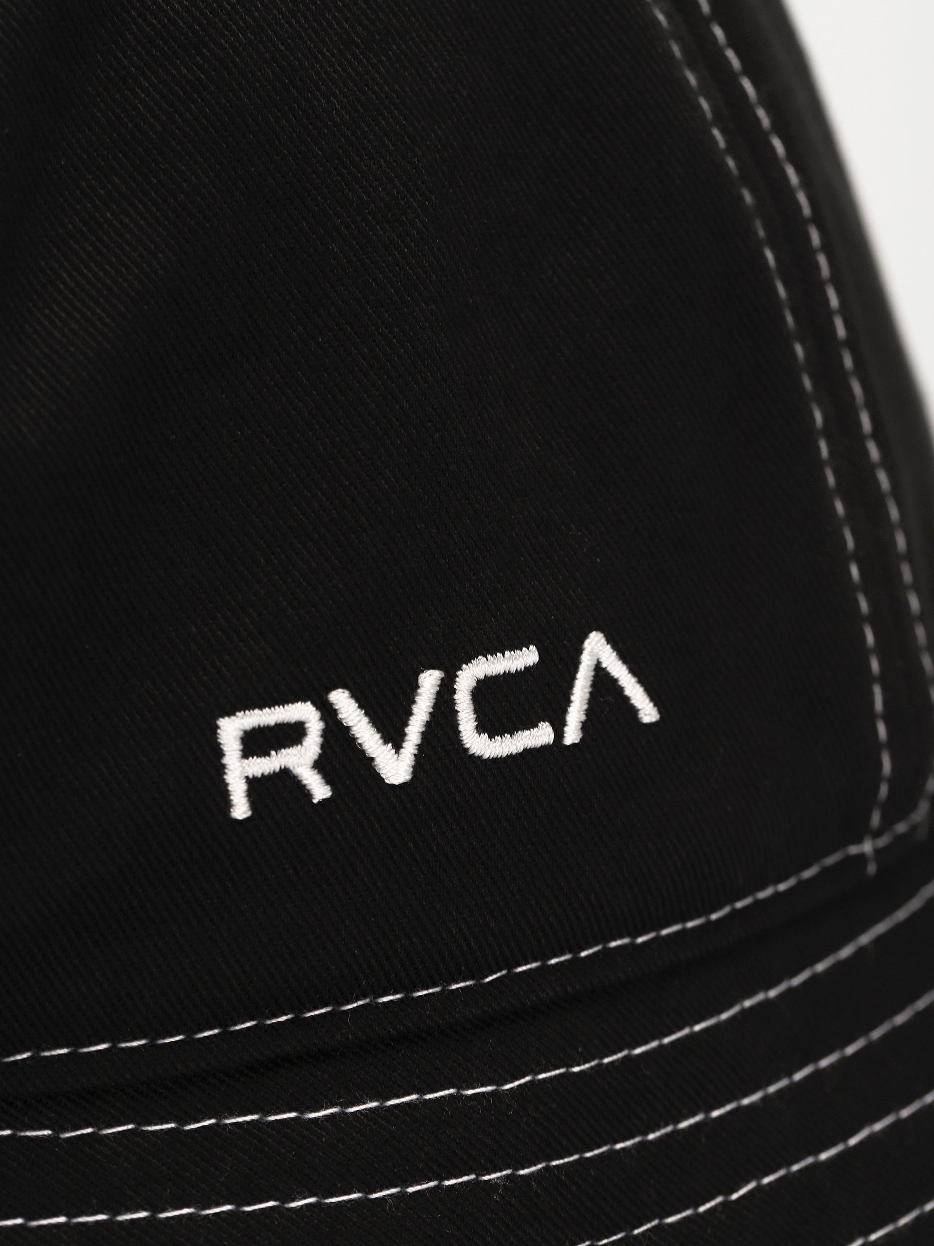 Klobúk RVCA Throwing Shade Wmn (rvca black)
