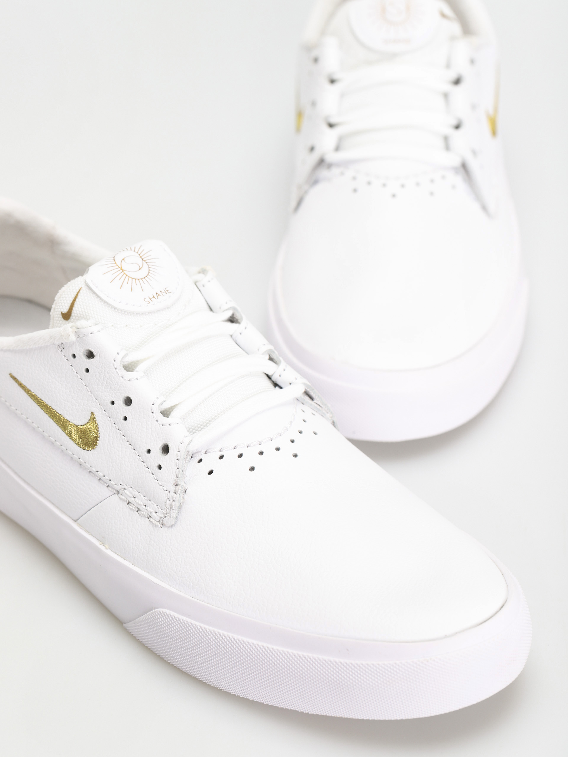 Topánky Nike SB Shane Prm (white/metallic gold white white)