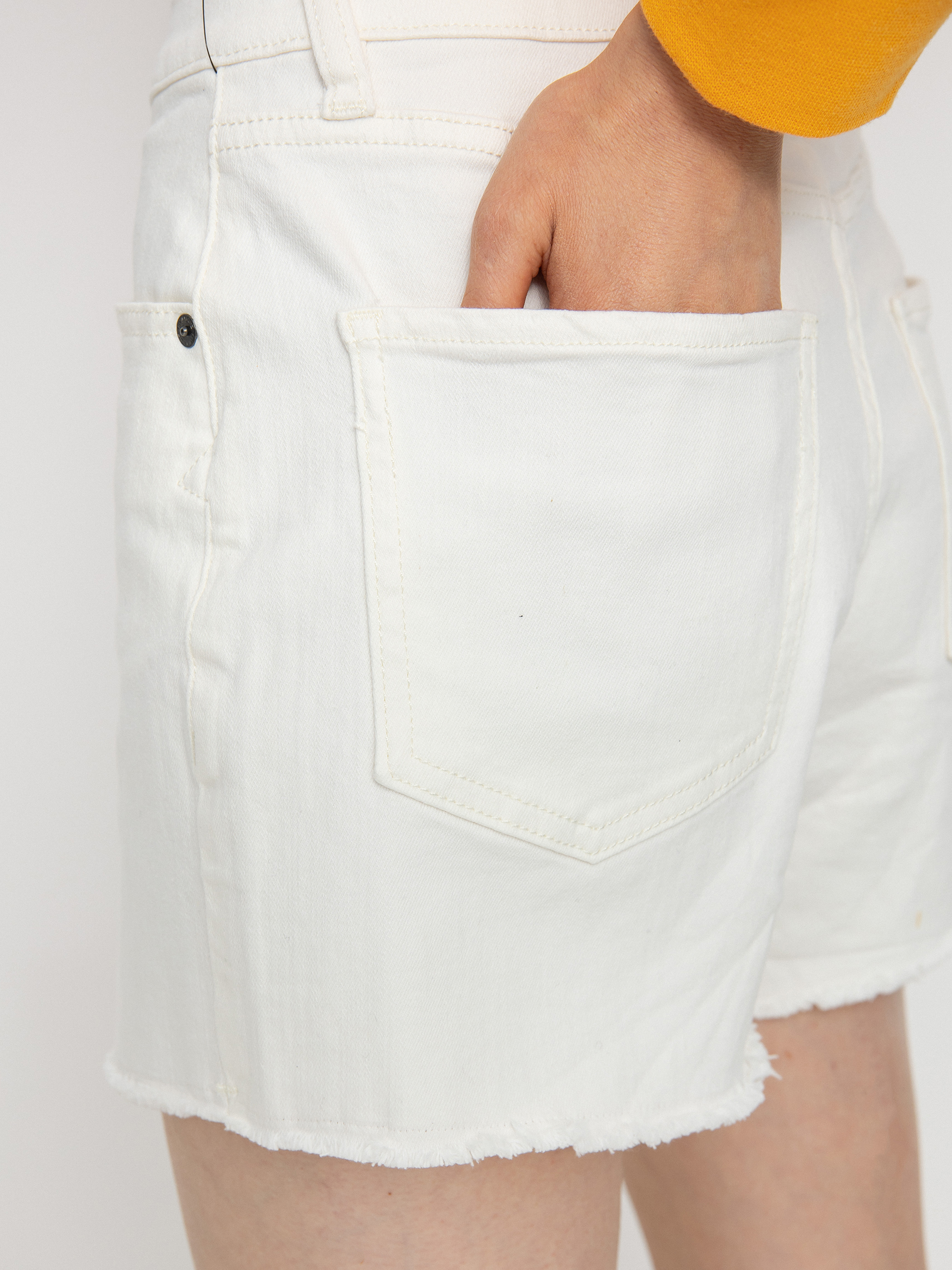 Kraťasy Volcom Stn Step Hirise Wmn (star white)