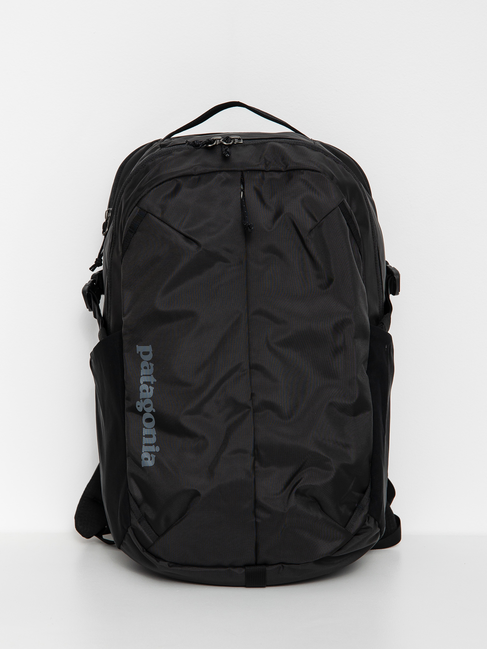 Batoh Patagonia Refugio Day Pack 26L (black)