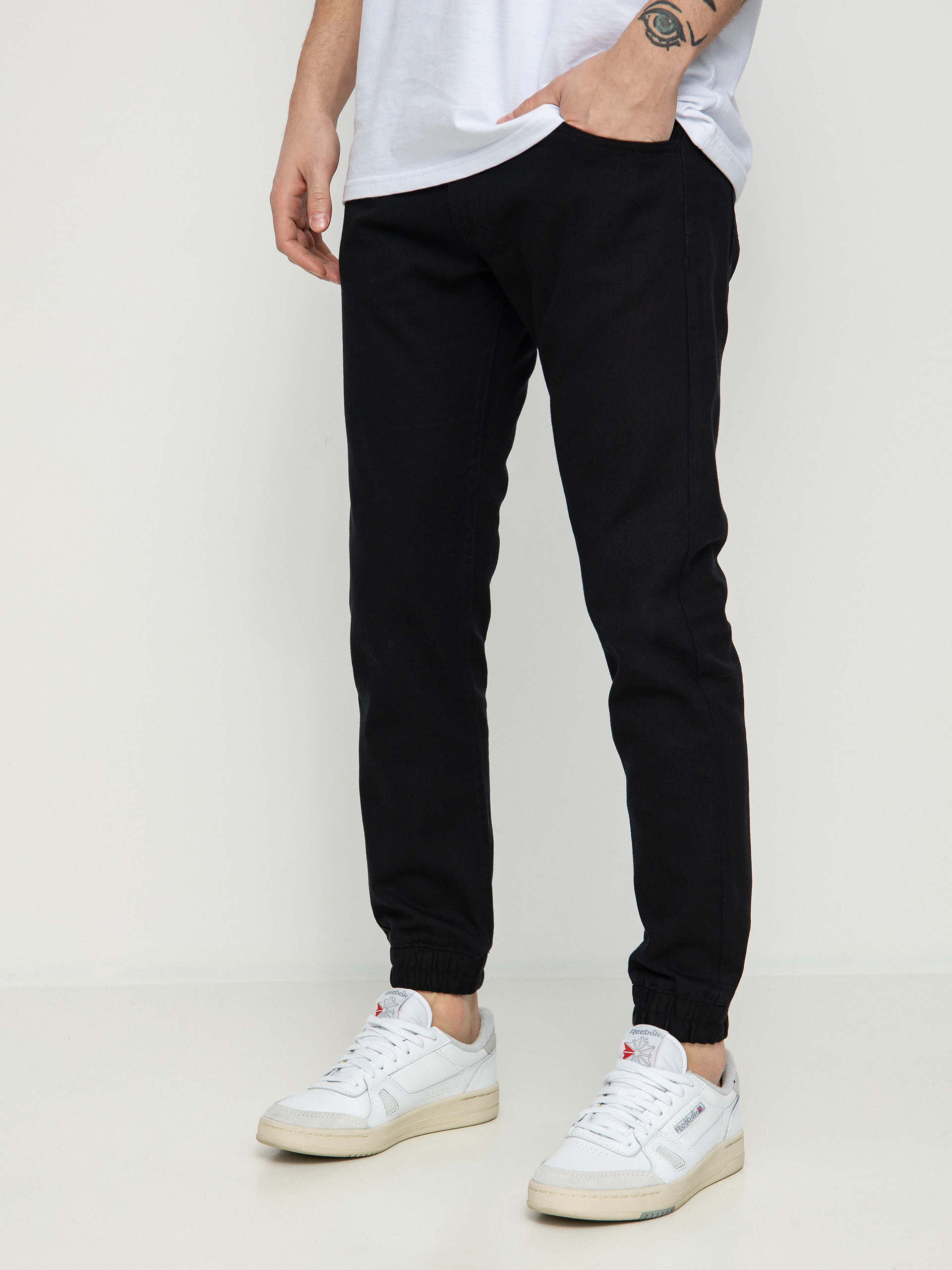 Nohavice MassDnm Base Joggers (black)