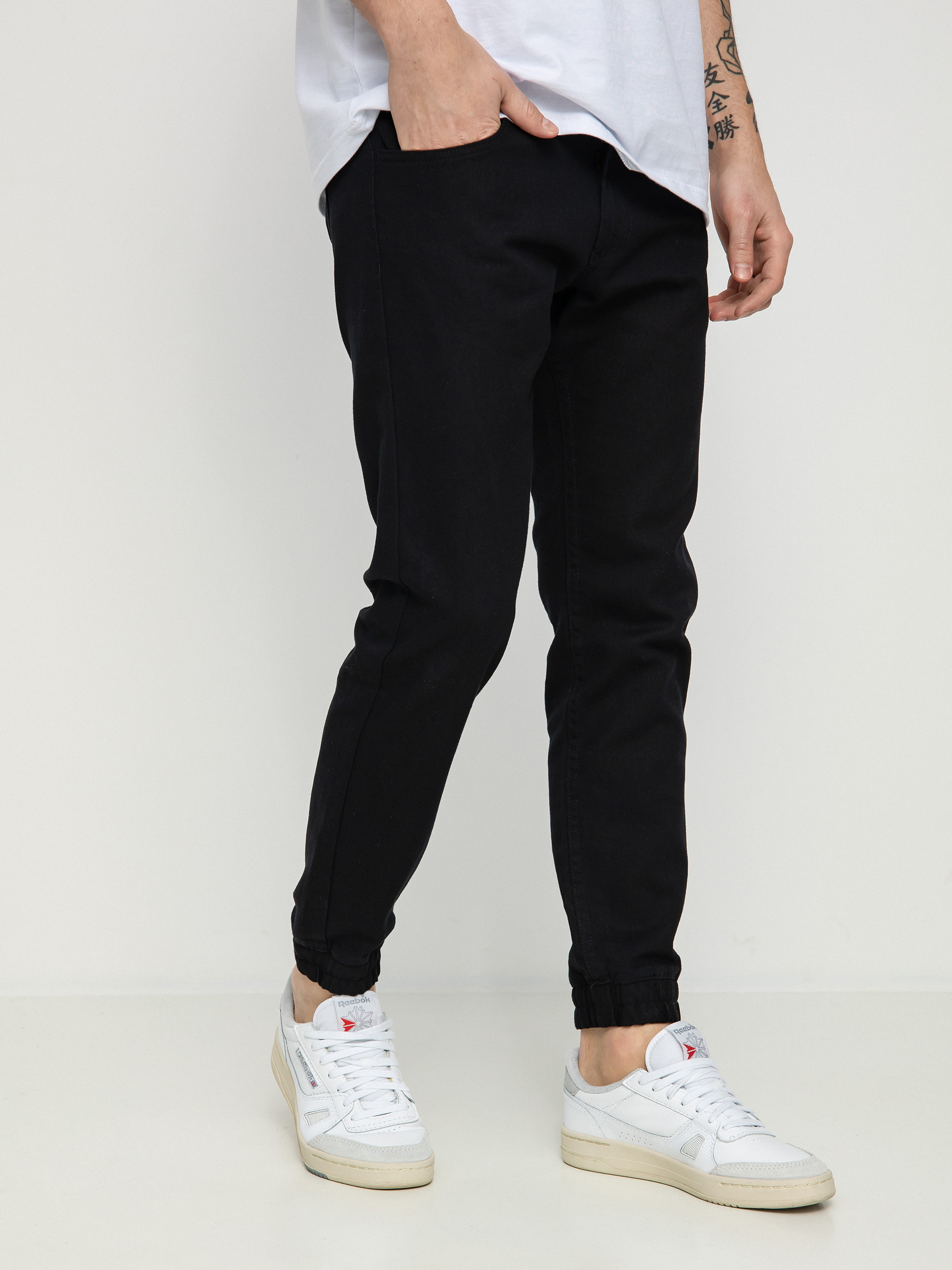 Nohavice MassDnm Base Joggers (black)