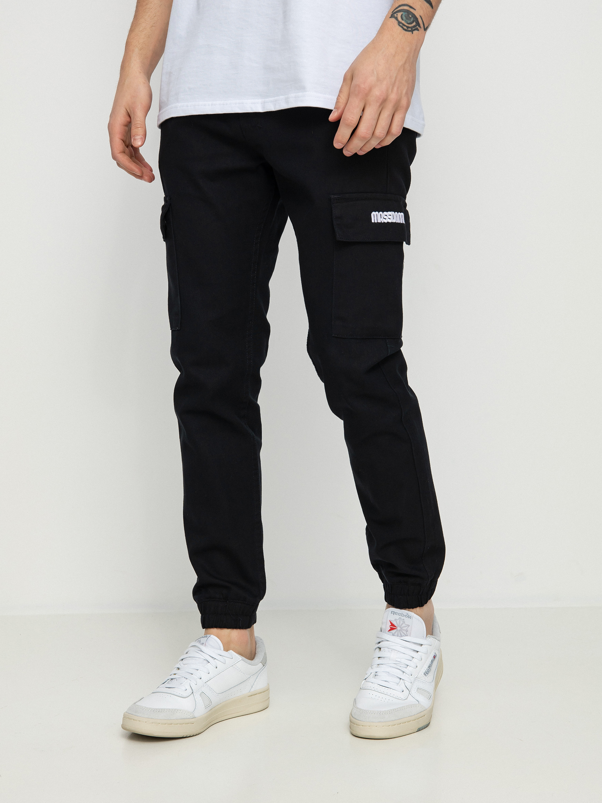 Nohavice MassDnm Cargo Sneaker Fit (black)